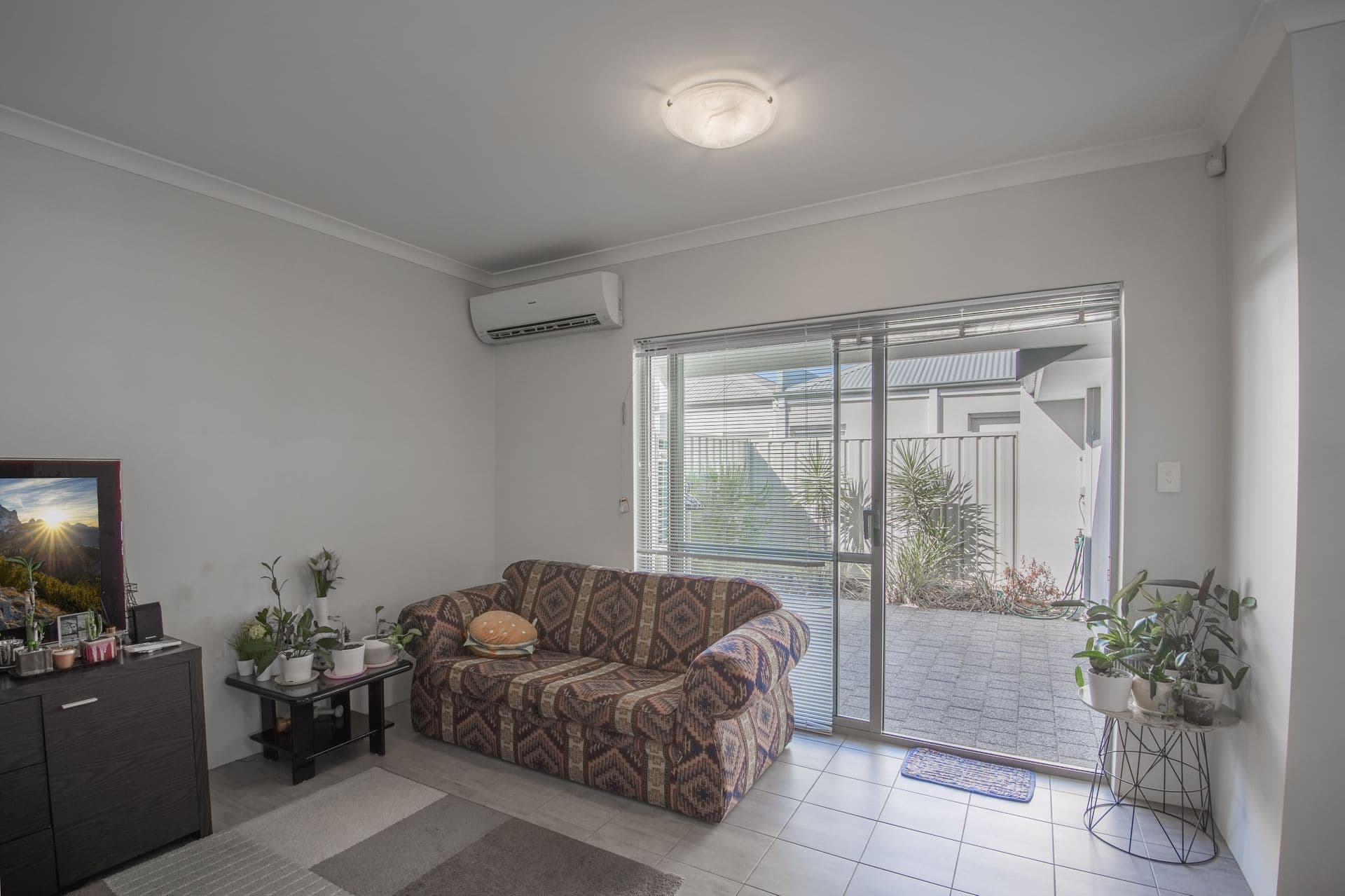 22 Gowrie Approach, Canning Vale, WA, 6155, Canning Vale - Thumbnail 3