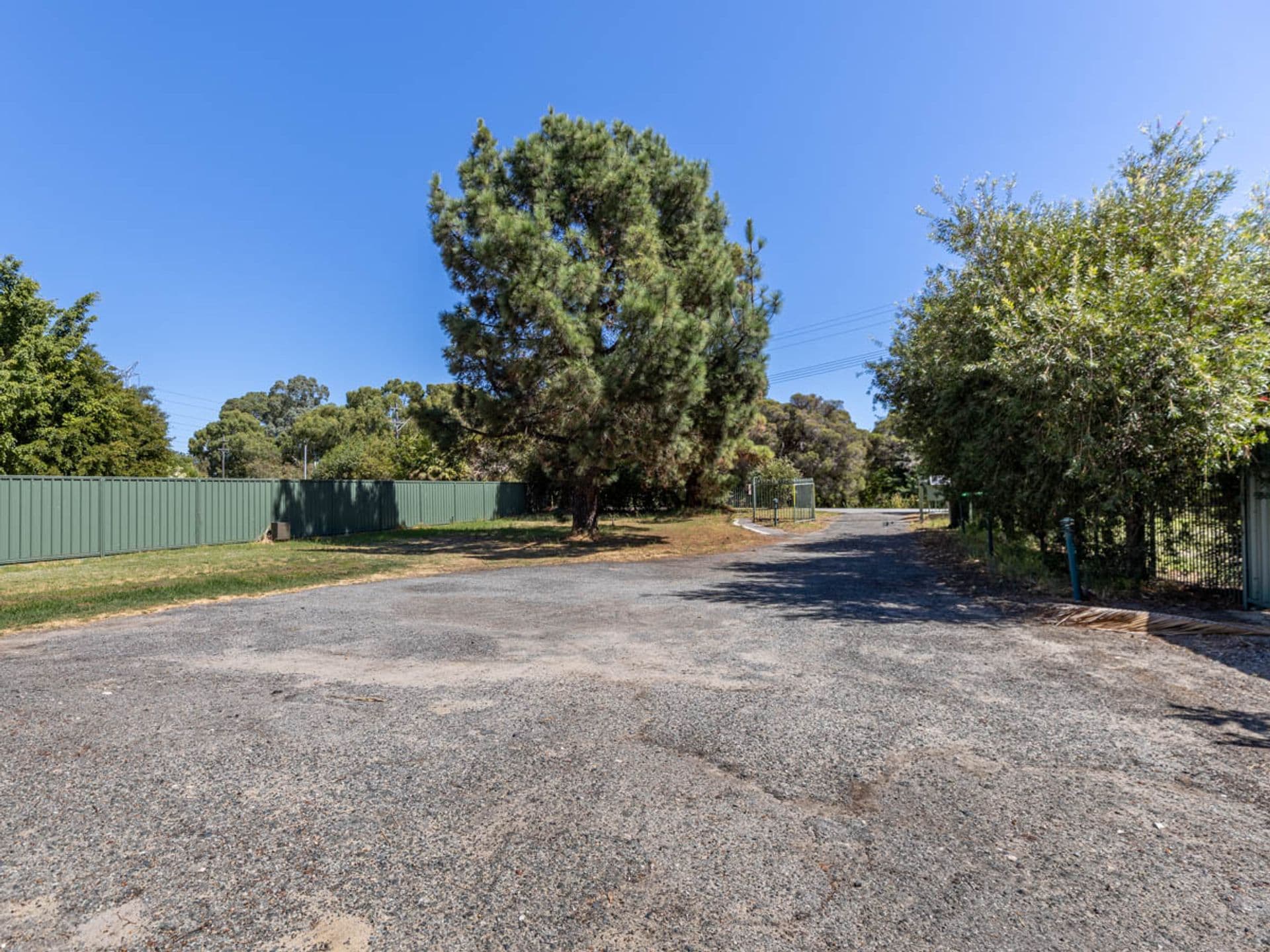 192 Ngort Drive, Cockburn Central, WA, 6164, Cockburn Central - Thumbnail 3