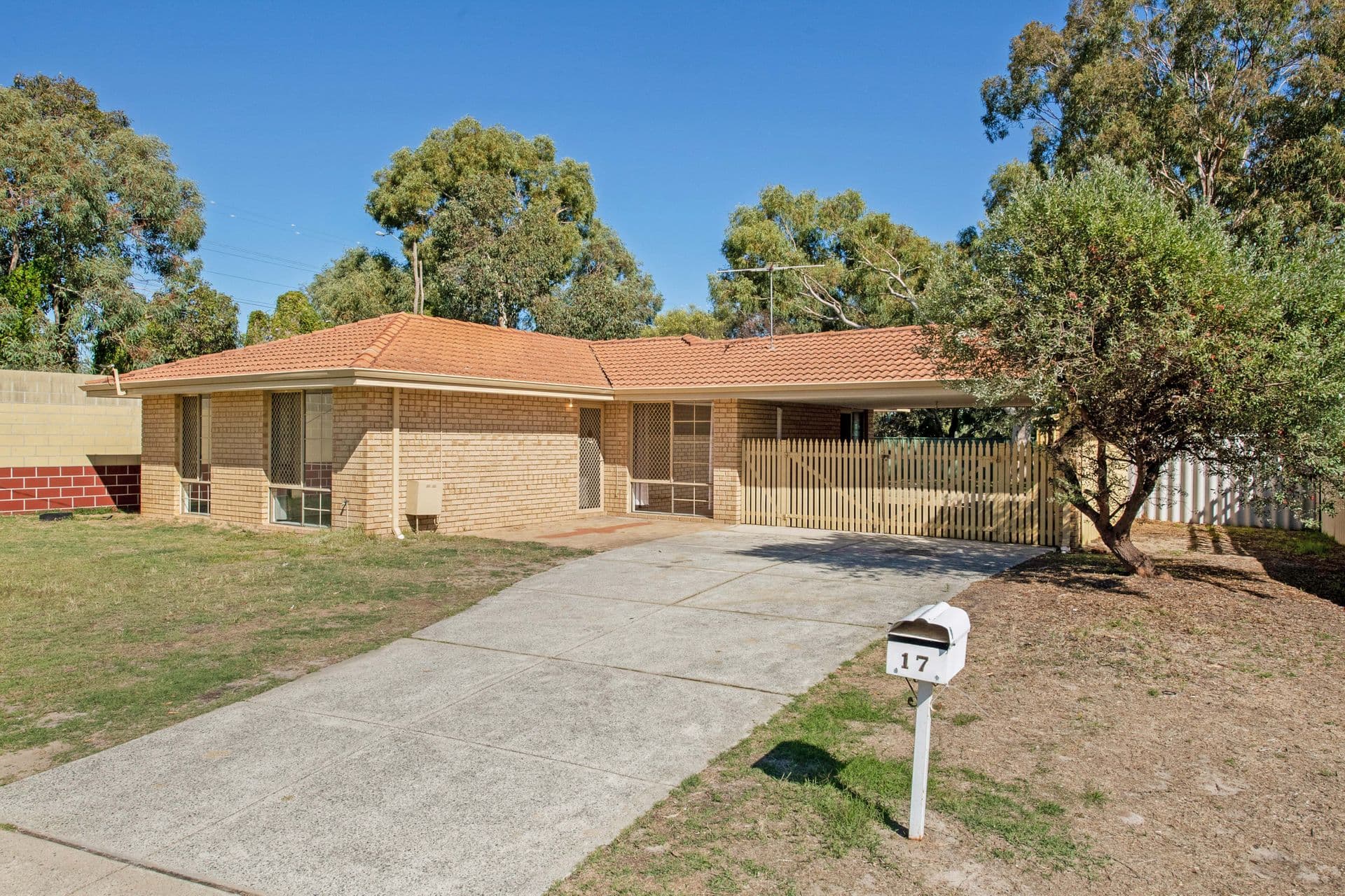 17 Jewel Court, Langford, WA, 6147, Langford - Image 1