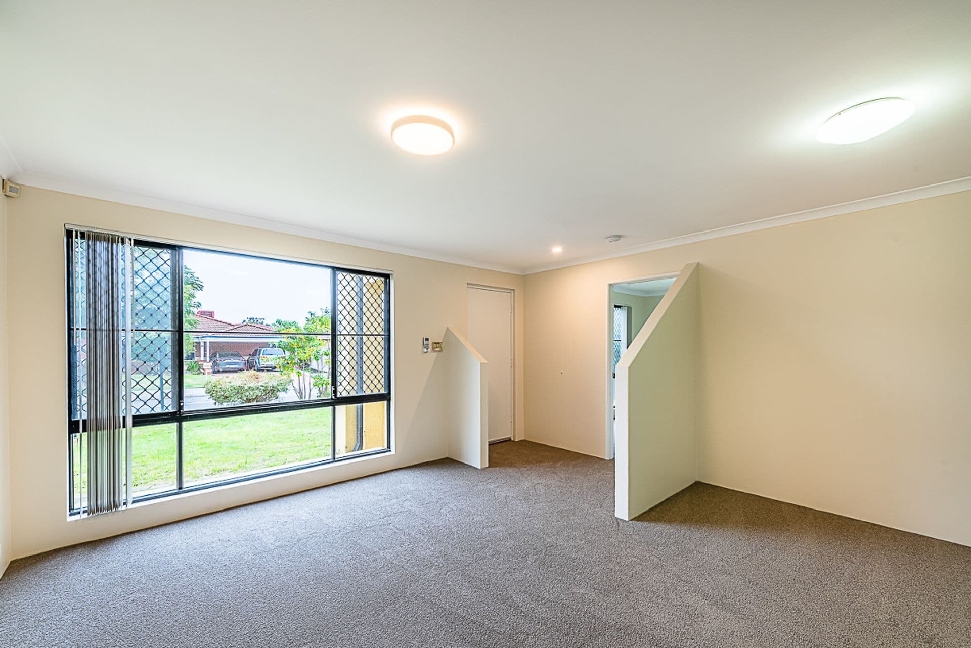 12 Mary Mackillop Glen, Queens Park, WA, 6107, Queens Park - Thumbnail 7