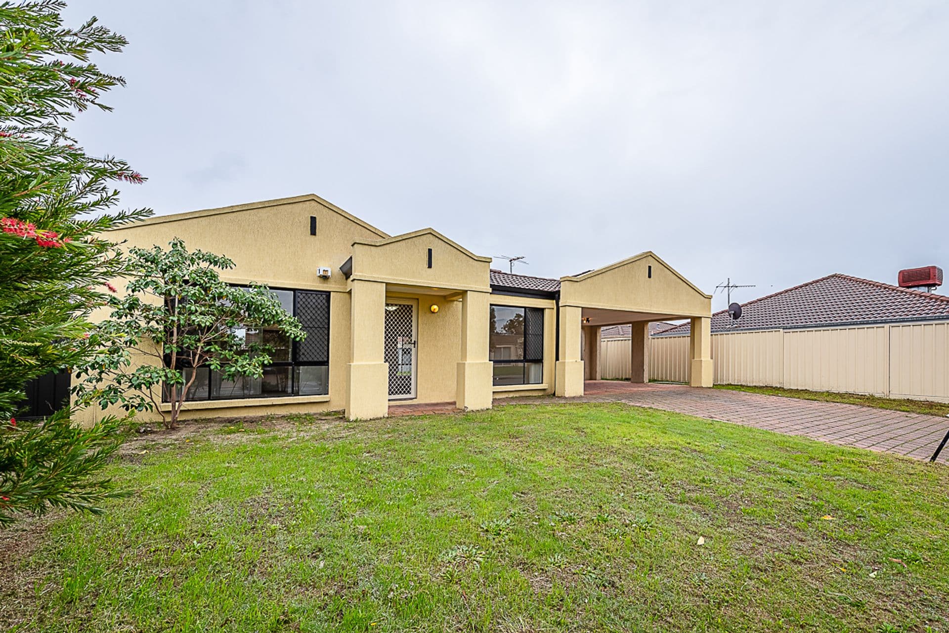 12 Mary Mackillop Glen, Queens Park, WA, 6107, Queens Park - Image 1
