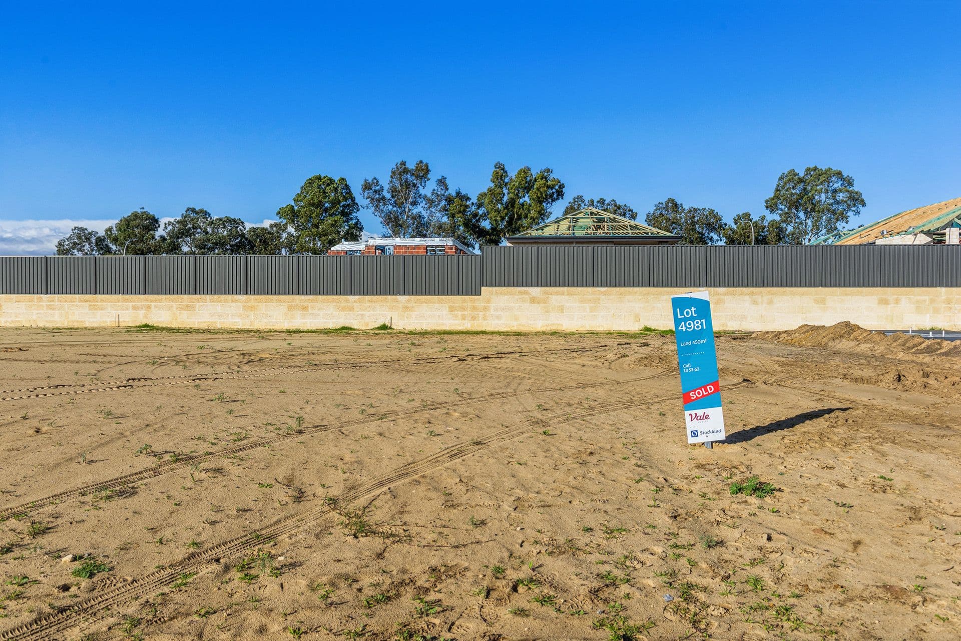 46 Rhodeswood Drive, Aveley, WA, 6069, Aveley - Thumbnail 2