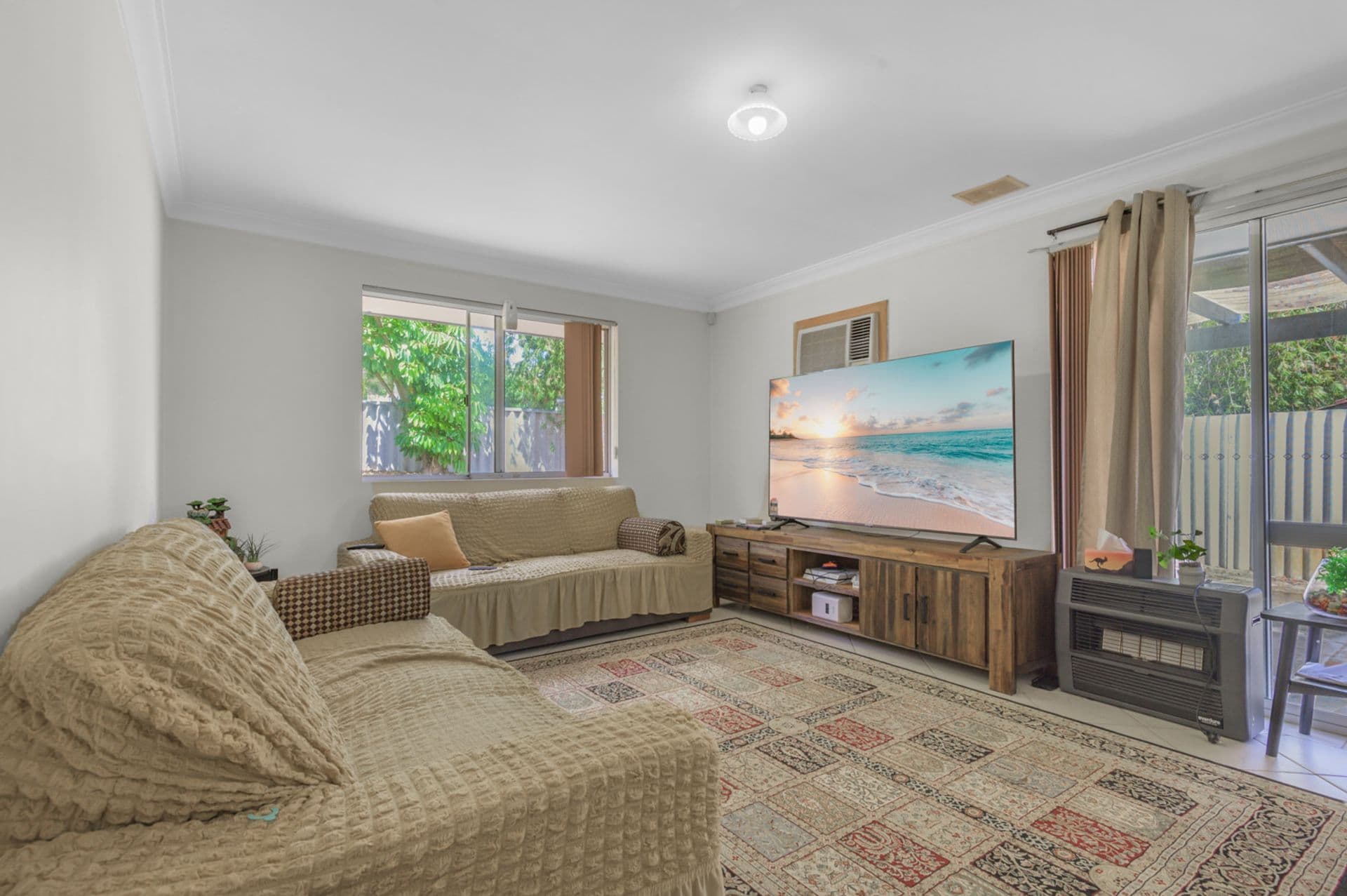 21 Hayden Way, Langford, WA, 6147, Langford - Thumbnail 2