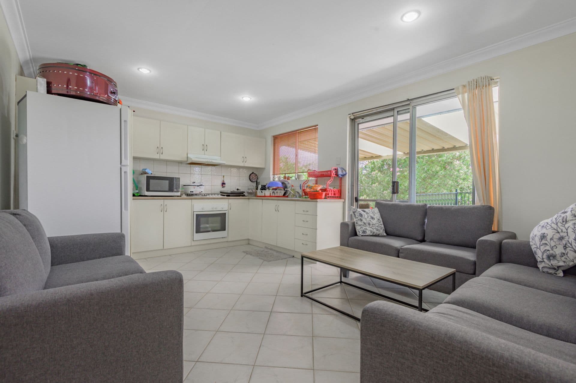 21 Hayden Way, Langford, WA, 6147, Langford - Thumbnail 3