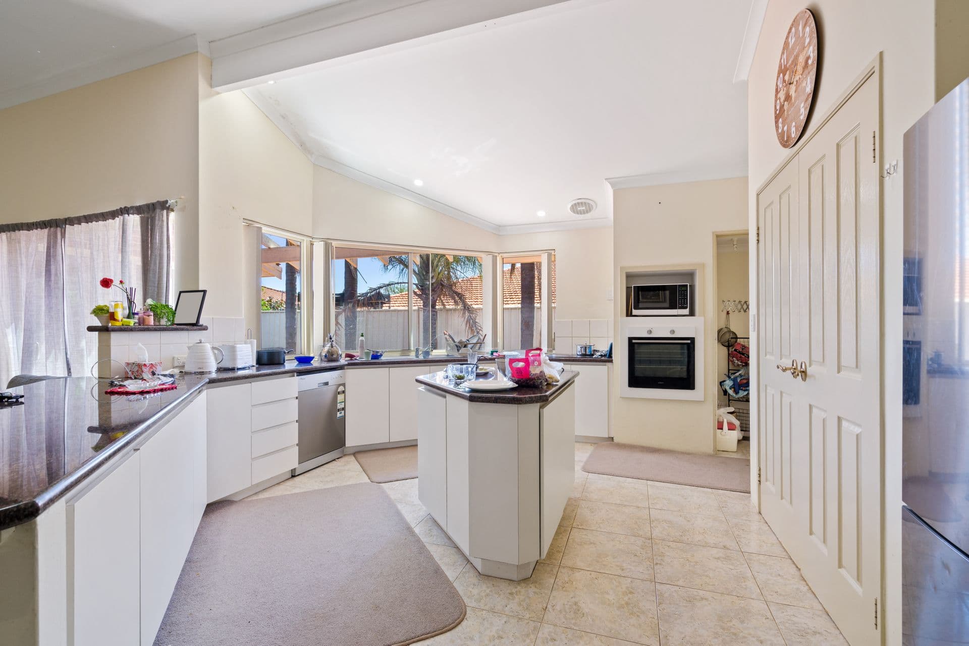 13 West End Parade, Canning Vale, WA, 6155, Canning Vale - Thumbnail 4