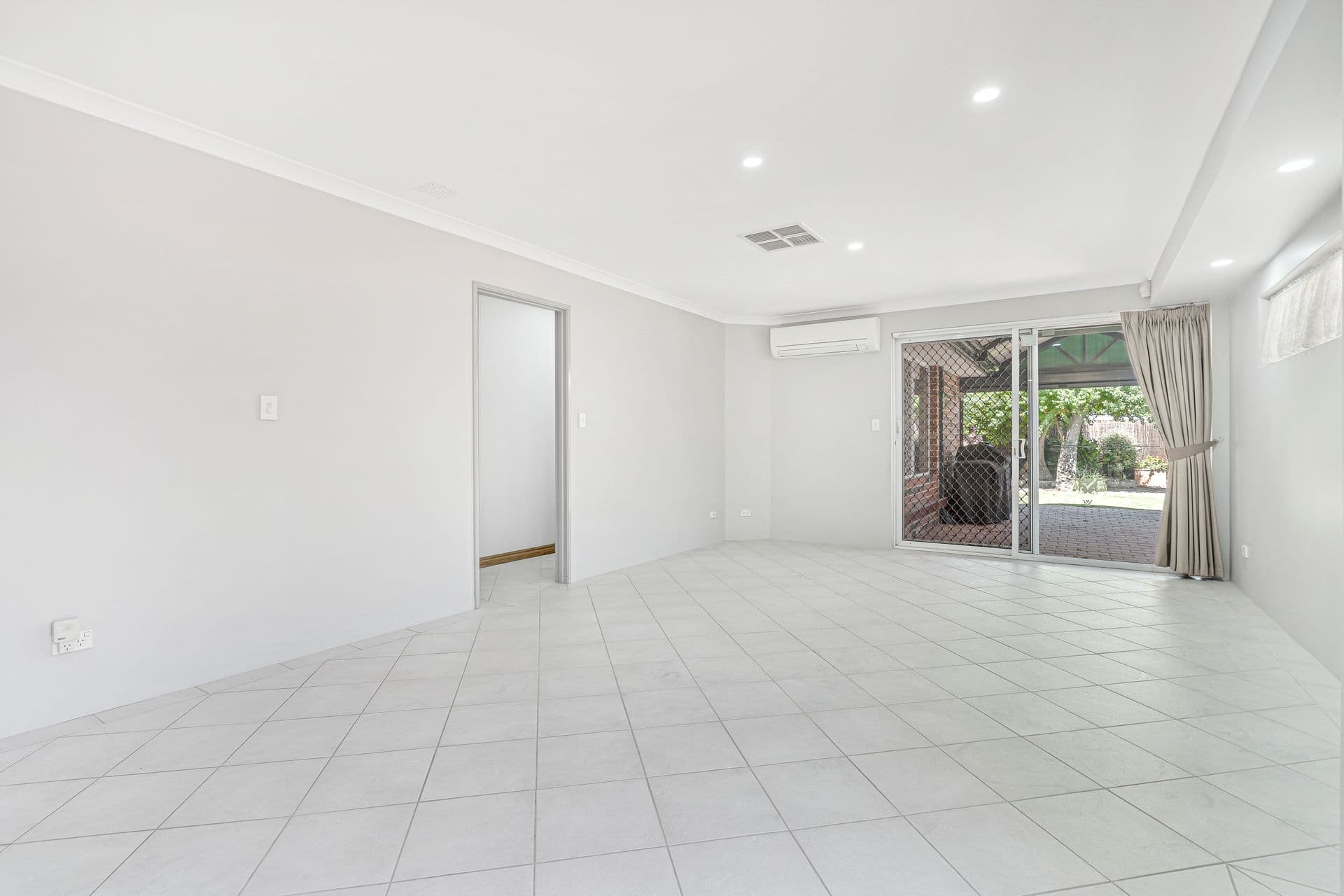39a Langham Gardens, Wilson, WA, 6107, Wilson - Thumbnail 8