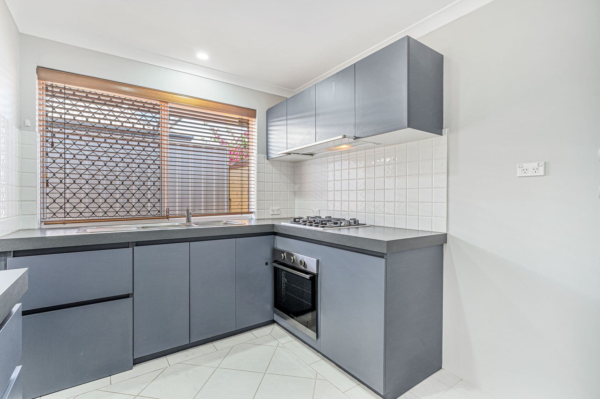 39a Langham Gardens, Wilson, WA, 6107, Wilson - Thumbnail 7