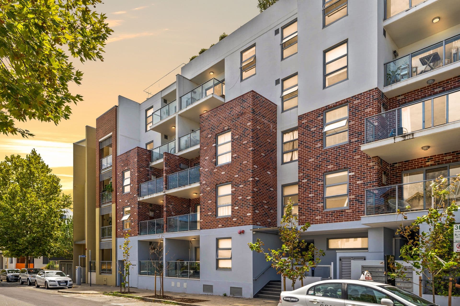 3/122 Brown Street, East Perth, WA, 6004, East Perth - Thumbnail 2
