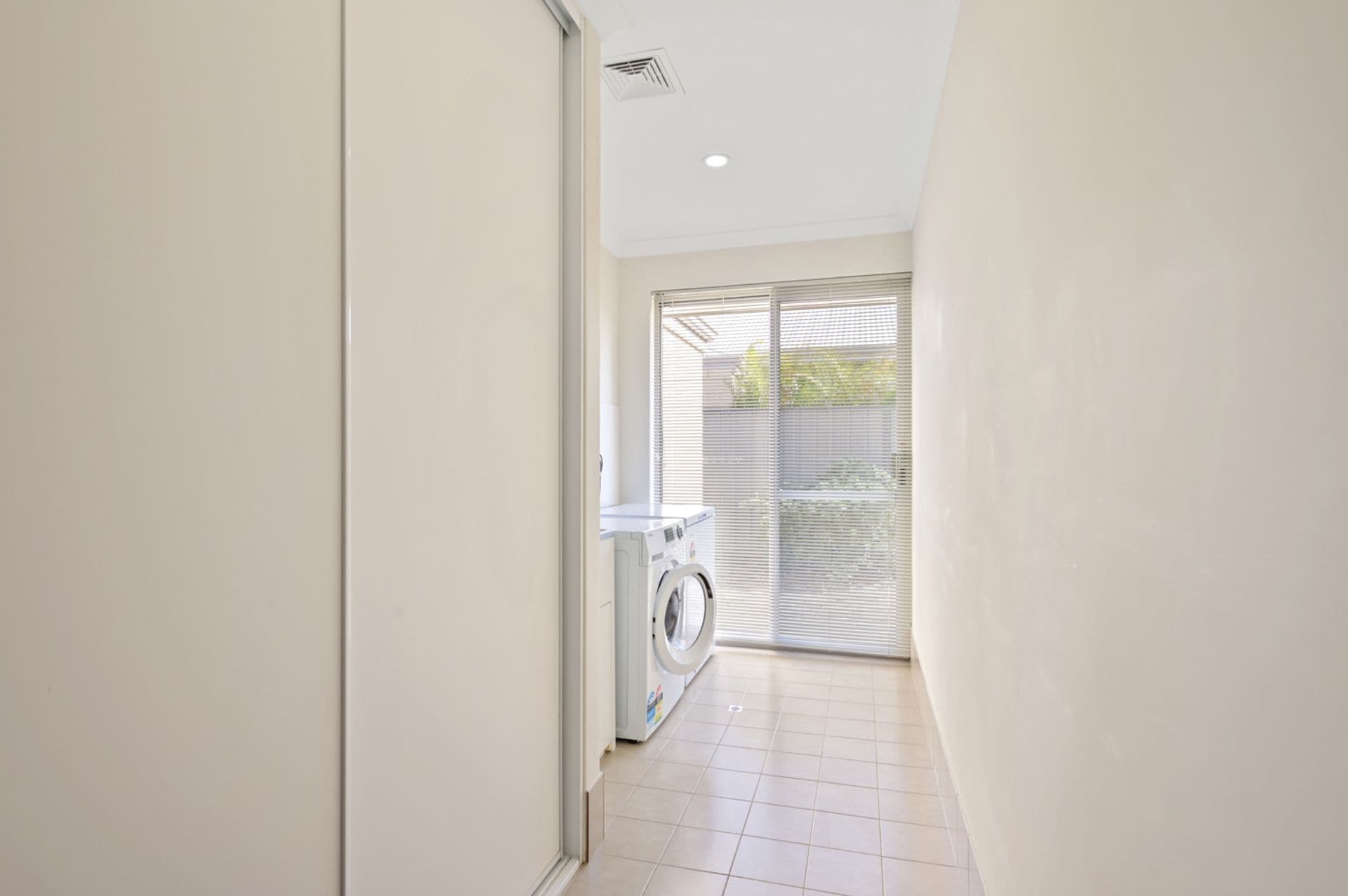 2 Malvolio Way, Byford, WA, 6122, Byford - Thumbnail 6