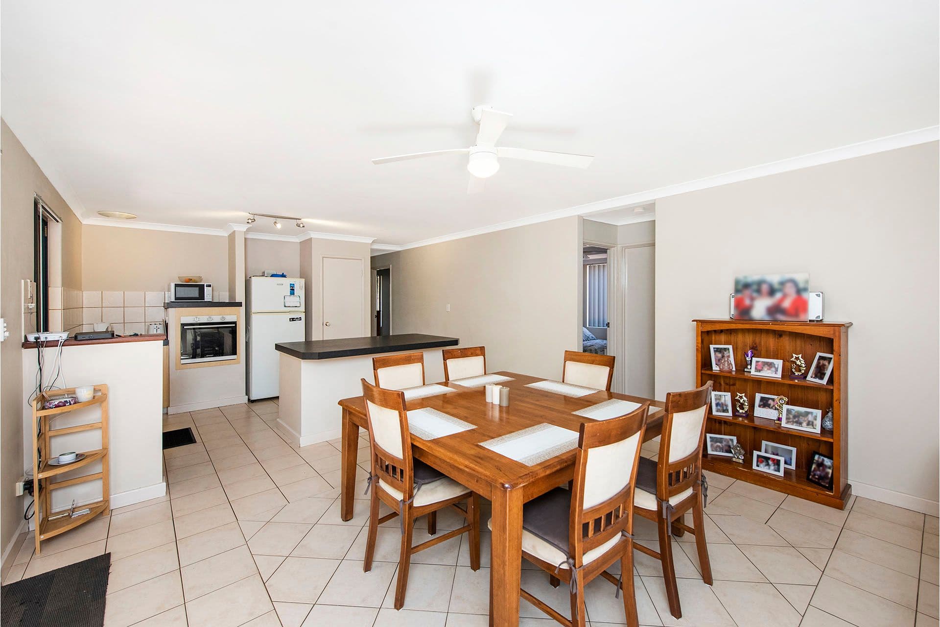 39 Centre Circle, Ellenbrook, WA, 6069, Ellenbrook - Thumbnail 7