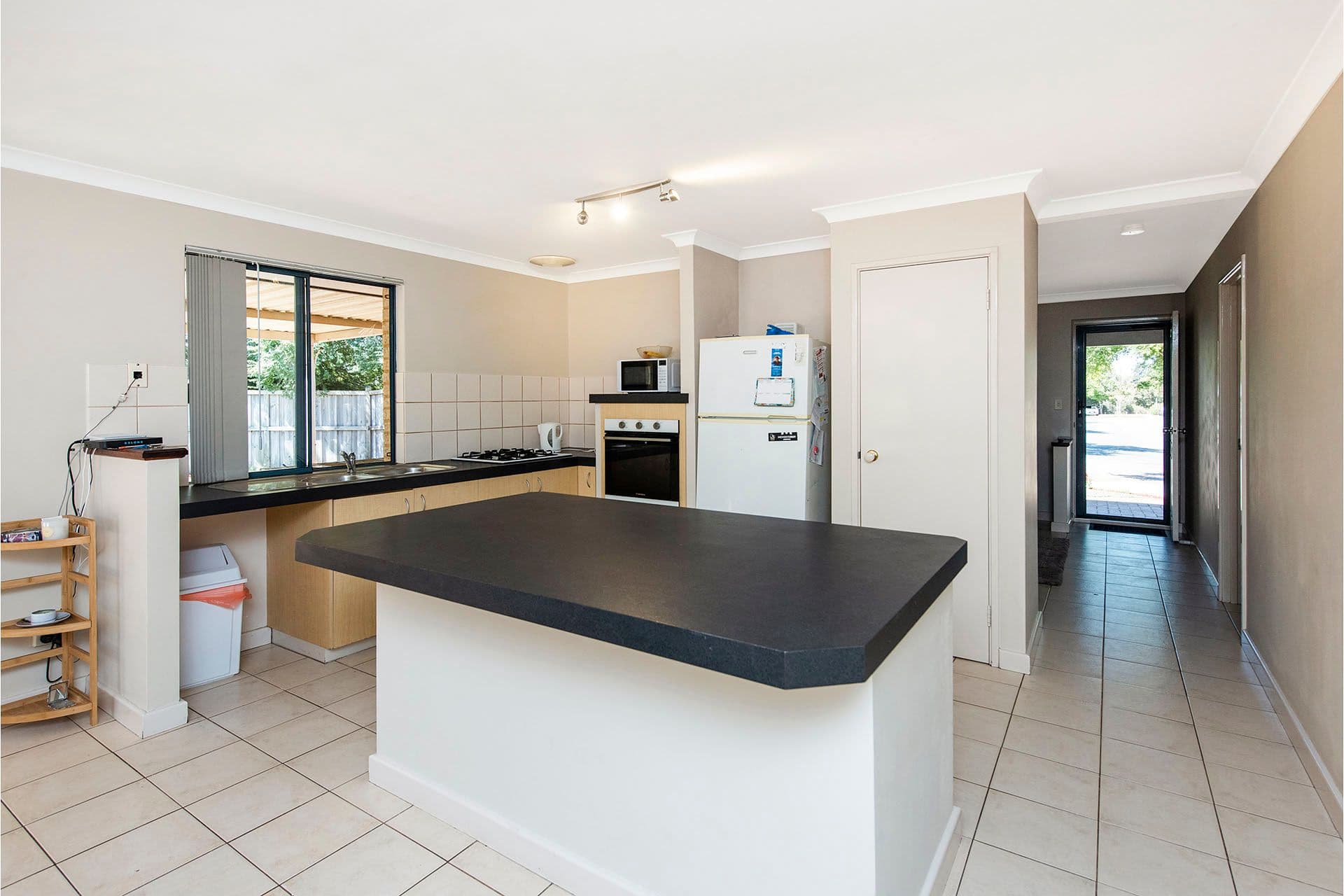 39 Centre Circle, Ellenbrook, WA, 6069, Ellenbrook - Thumbnail 8