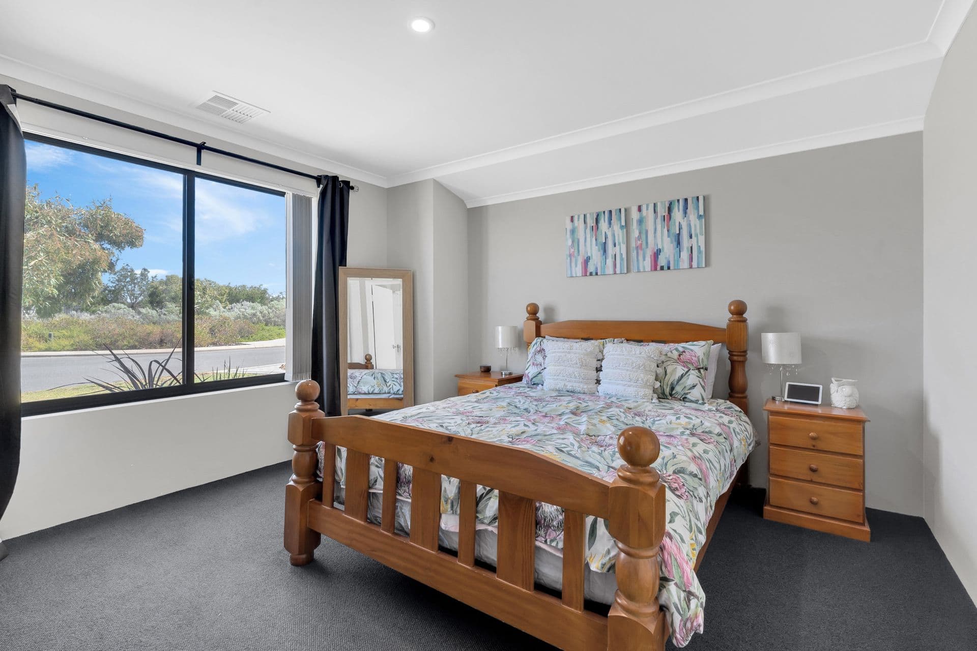 8 Ashdown Way, Hilbert, WA, 6112, Hilbert - Thumbnail 3