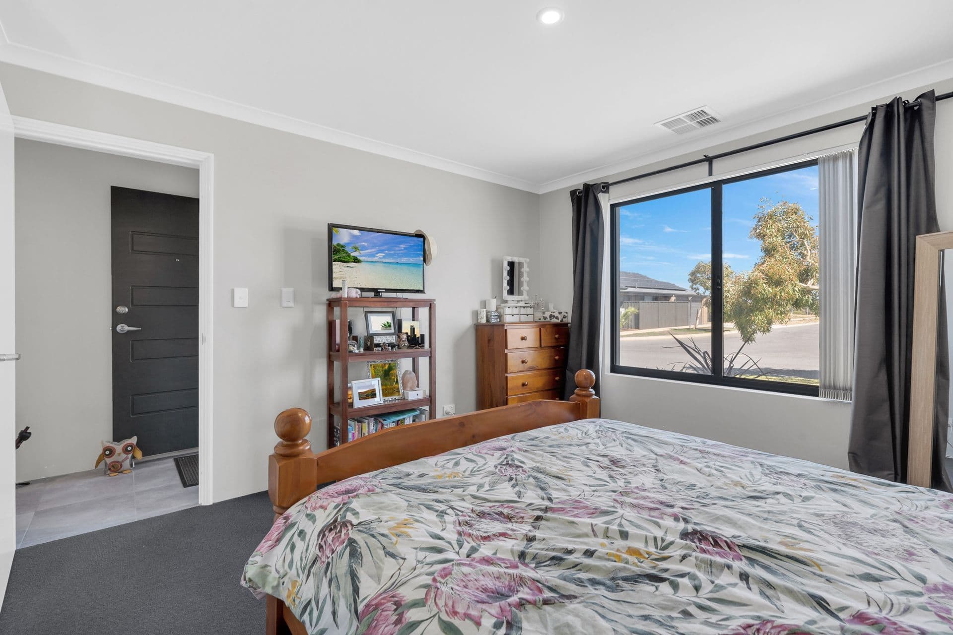 8 Ashdown Way, Hilbert, WA, 6112, Hilbert - Thumbnail 5