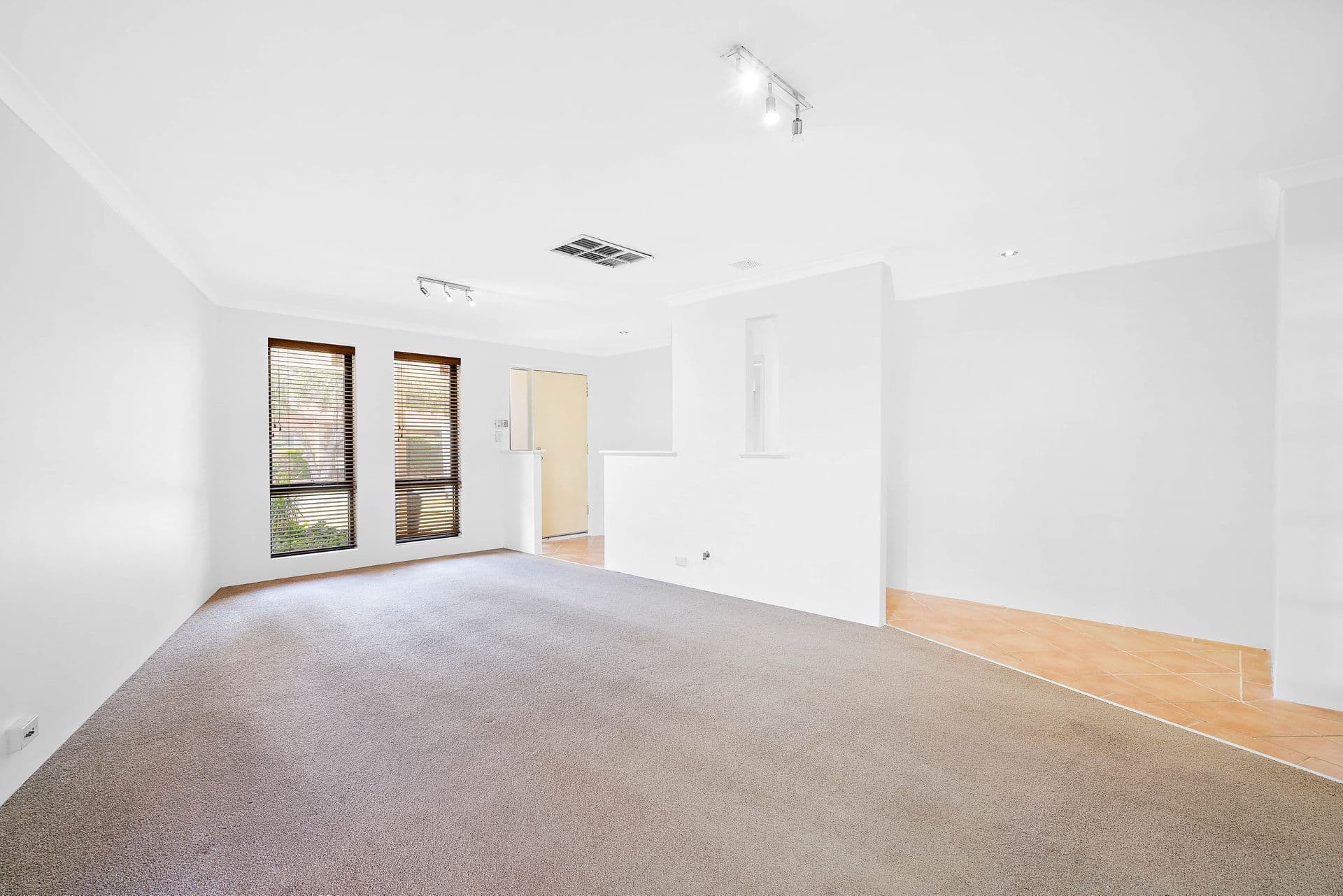 7 Jenniphur Court, Atwell, WA, 6164, Atwell - Thumbnail 5