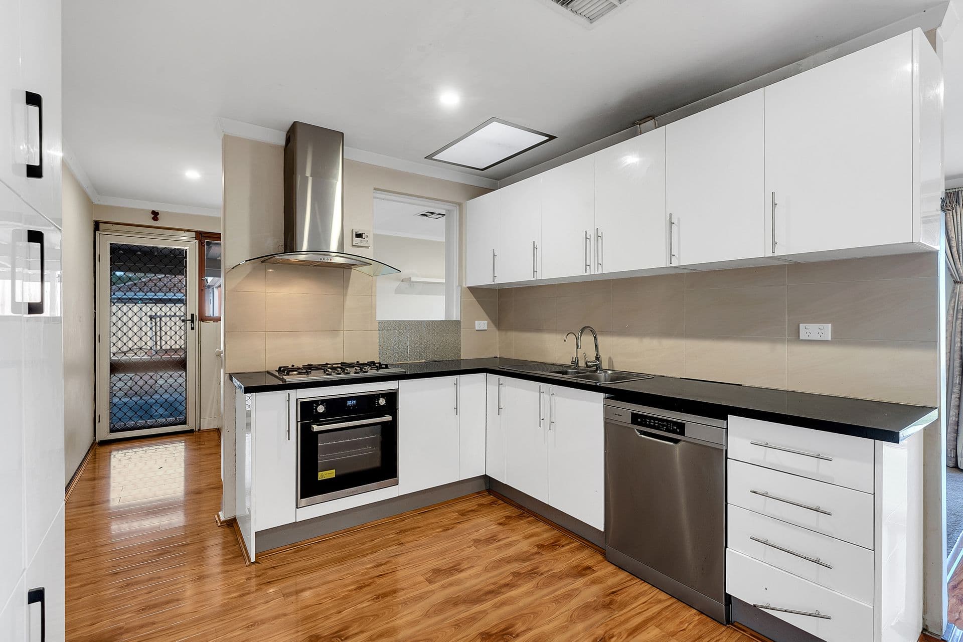 45 Labouchere Road, South Perth, WA, 6151, Beckenham - Thumbnail 2