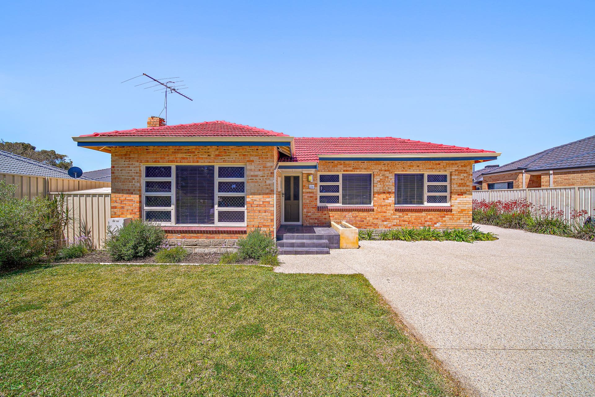 20a Hunt Street, Thornlie, WA, 6108, Thornlie - Image 1