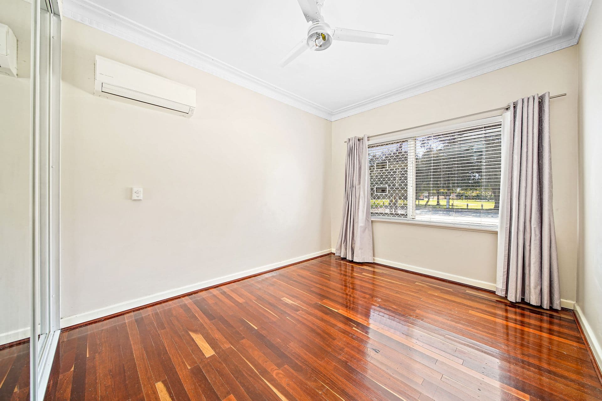 20a Hunt Street, Thornlie, WA, 6108, Thornlie - Thumbnail 3