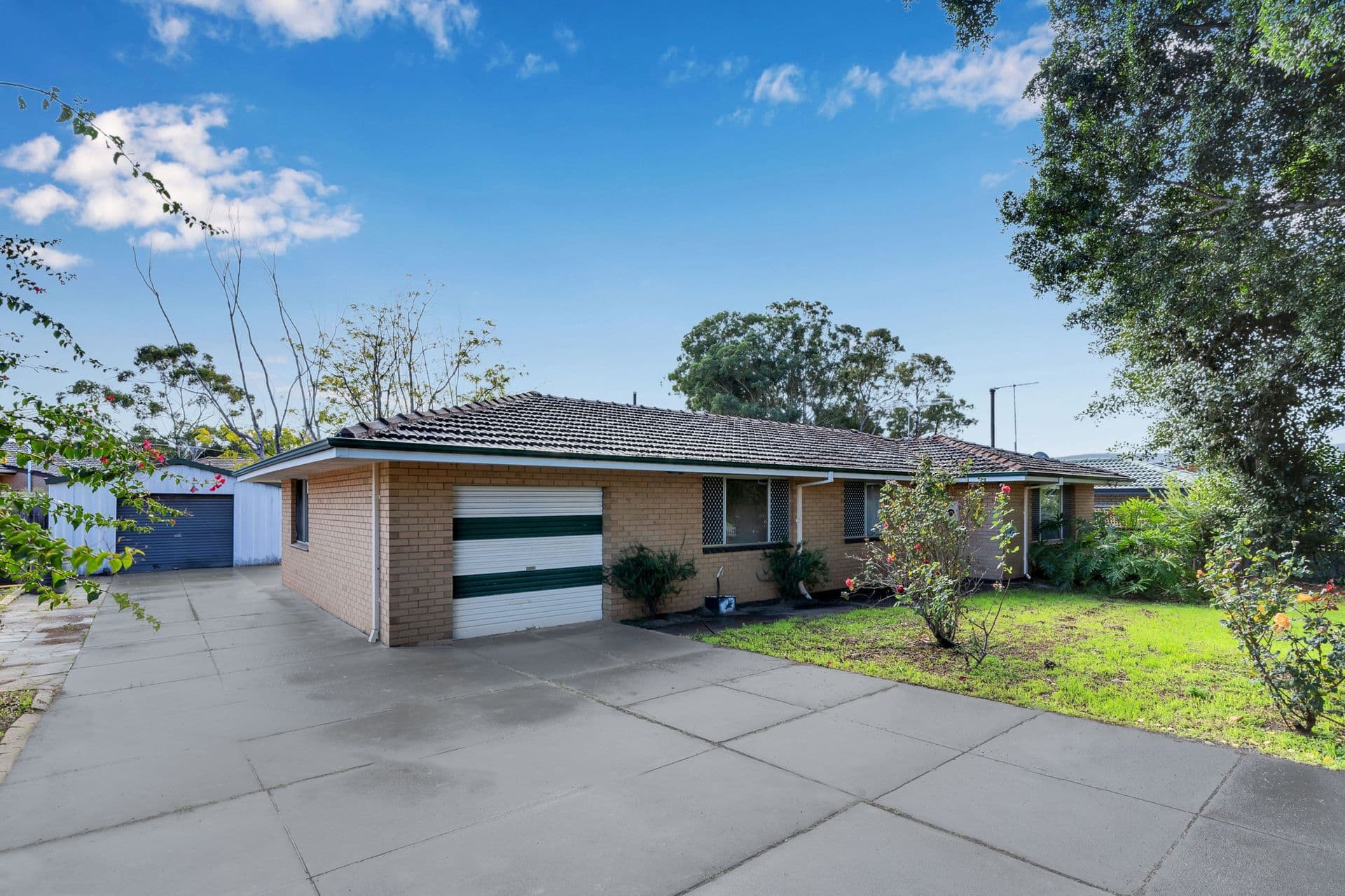 19 Ottaway Street, Kelmscott, WA, 6111, Kelmscott - Image 1