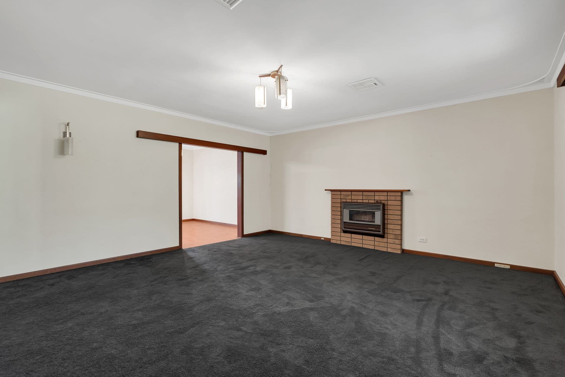 19 Ottaway Street, Kelmscott, WA, 6111, Kelmscott - Thumbnail 6
