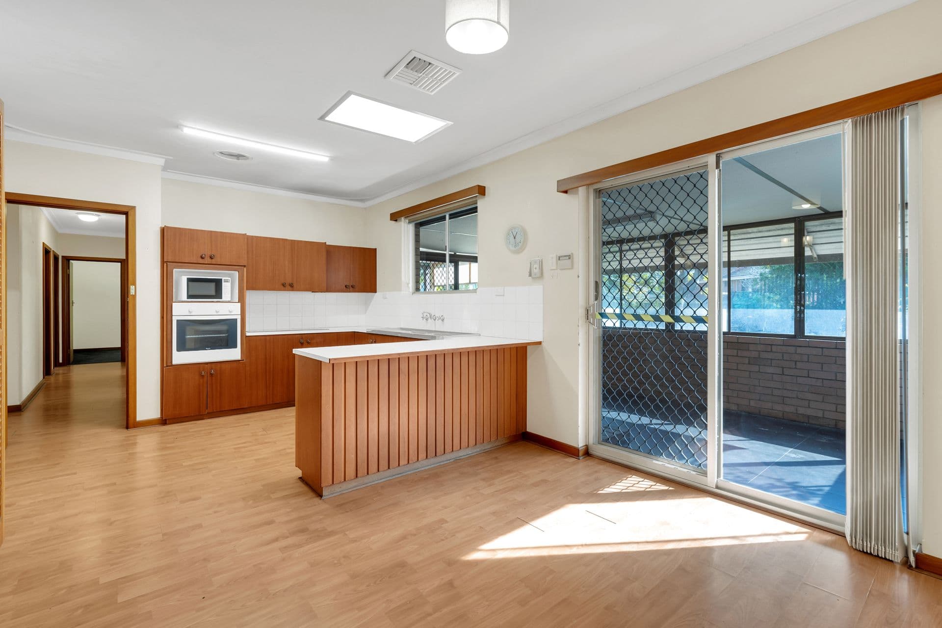19 Ottaway Street, Kelmscott, WA, 6111, Kelmscott - Thumbnail 8