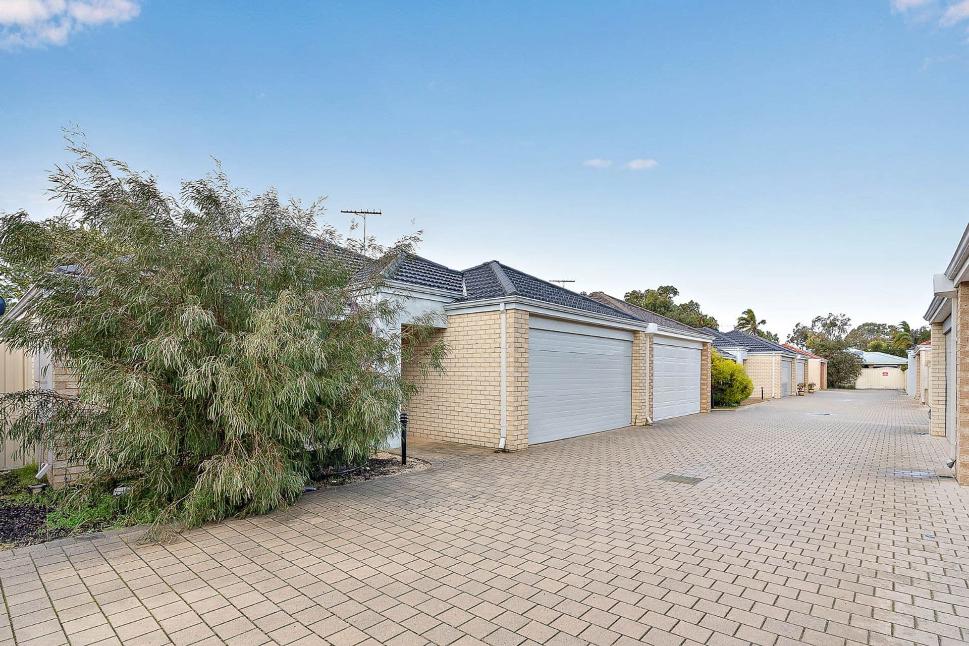 10/23 Bampton Way, Warnbro, WA, 6169, Warnbro - Thumbnail 2