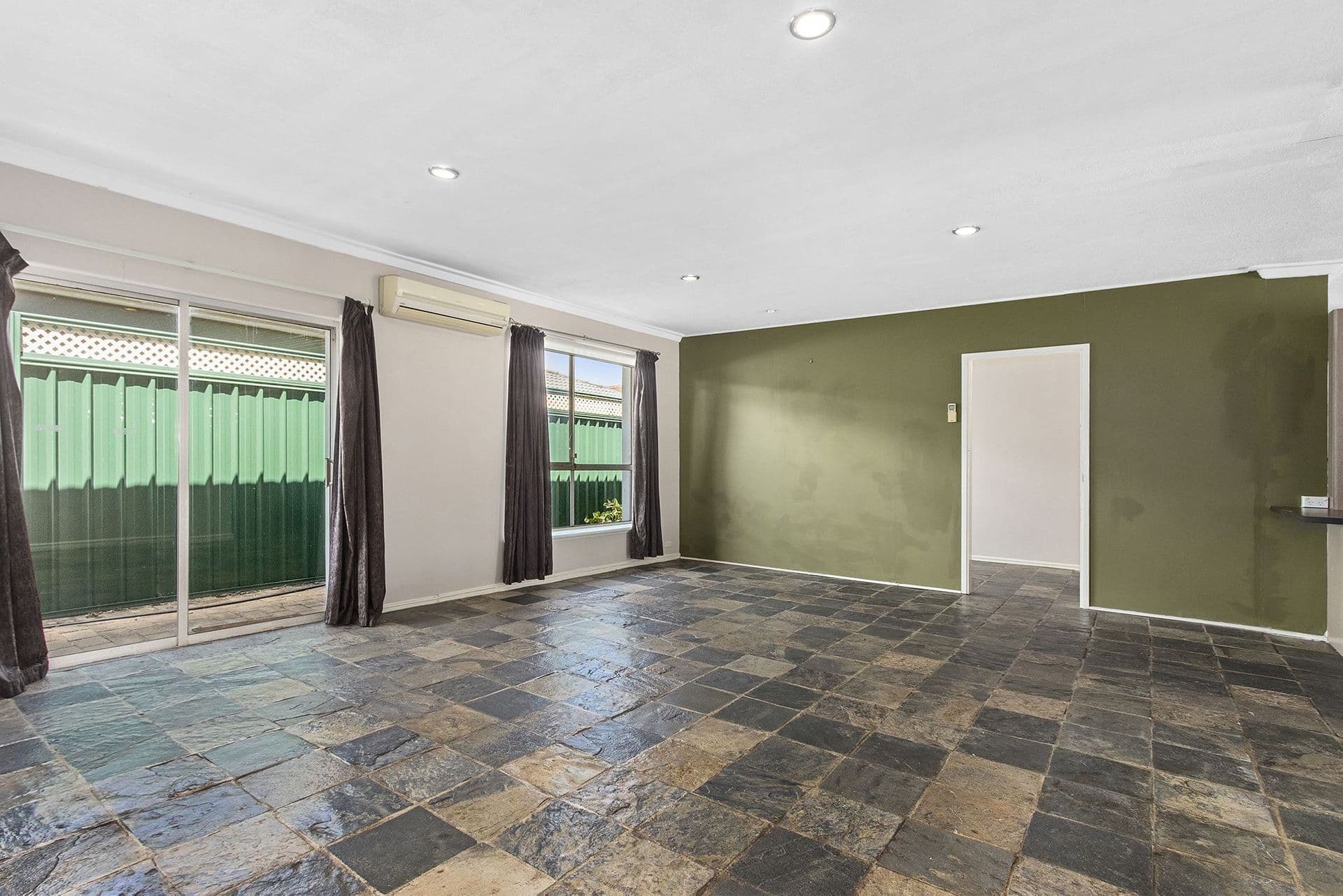 37 Noongar Way, Riverton, WA, 6148, Riverton - Thumbnail 4