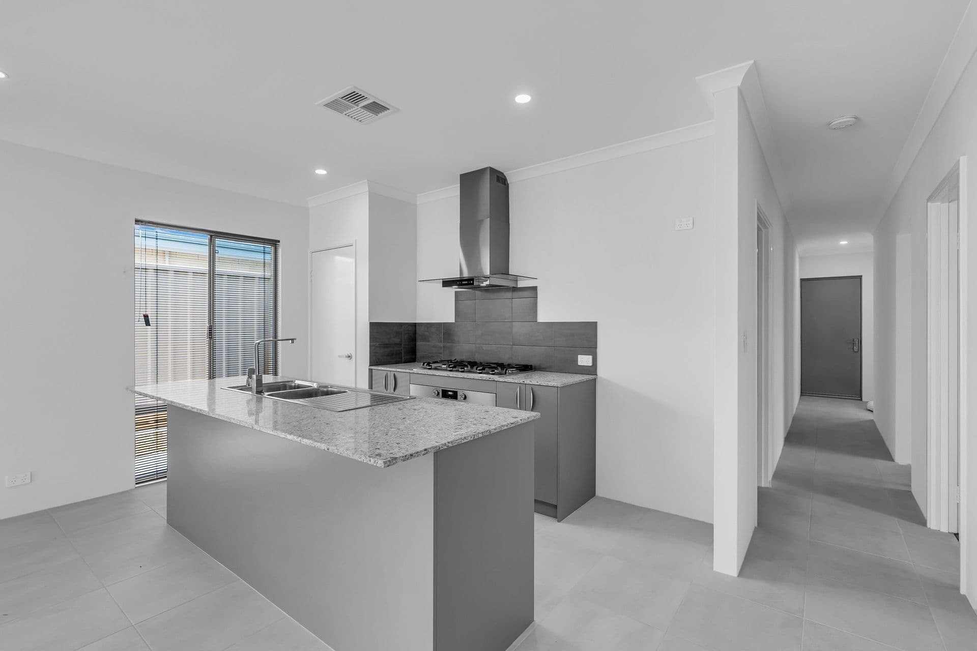 53 Ashcroft Loop, Wattle Grove, WA, 6107, Wattle Grove - Thumbnail 6