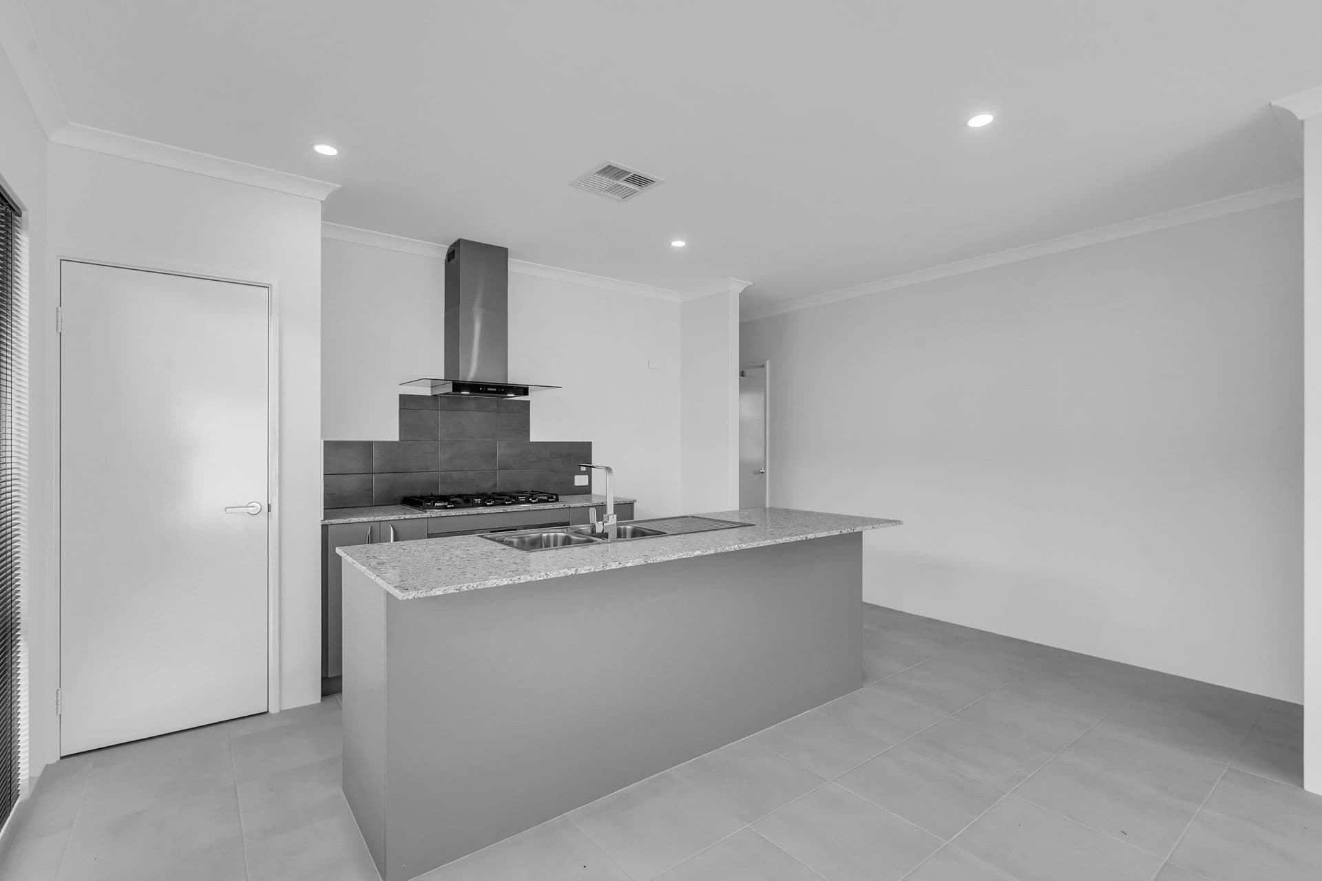 53 Ashcroft Loop, Wattle Grove, WA, 6107, Wattle Grove - Thumbnail 4