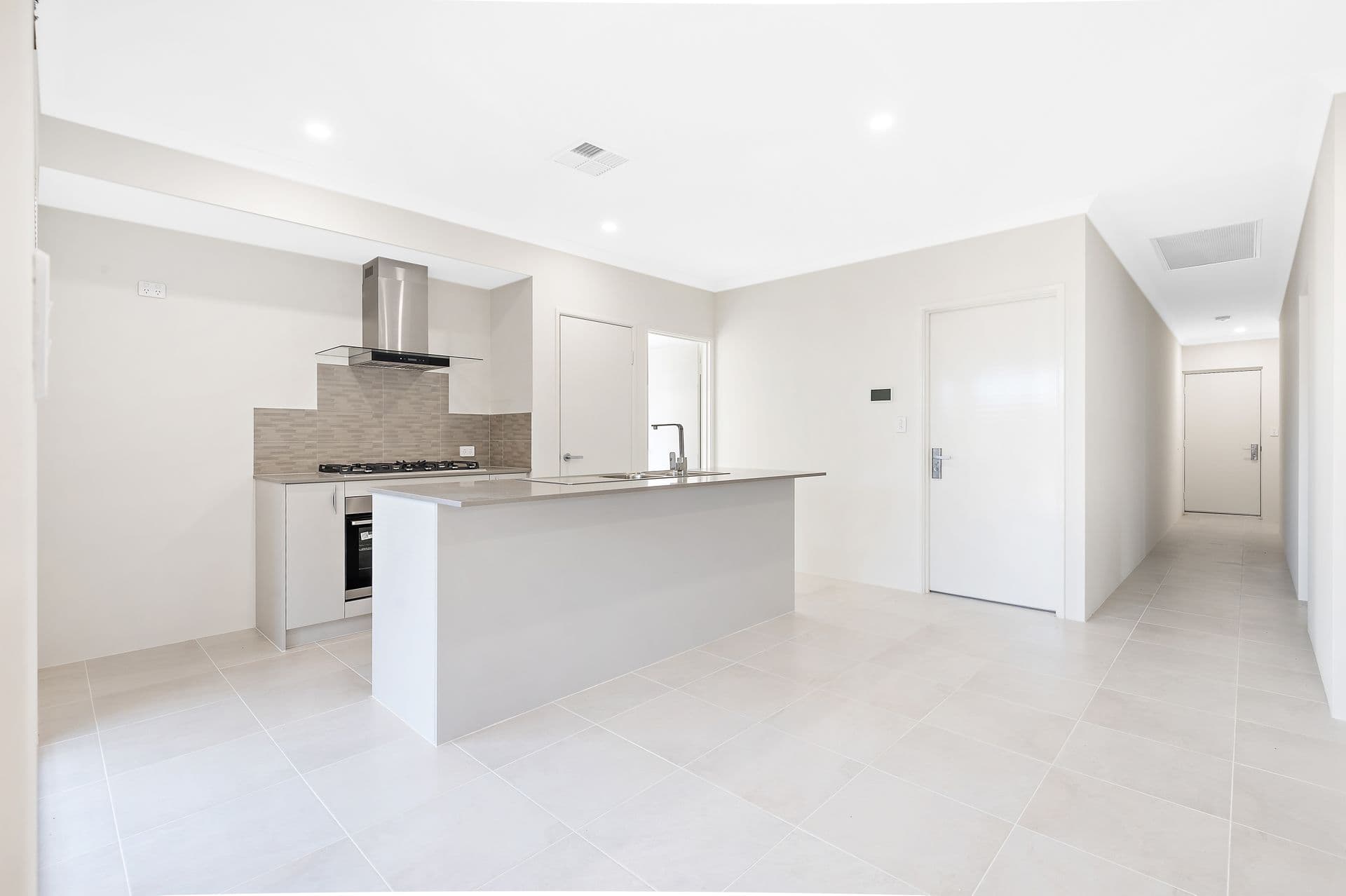 55 Ashcroft Loop, Wattle Grove, WA, 6107, Wattle Grove - Thumbnail 7