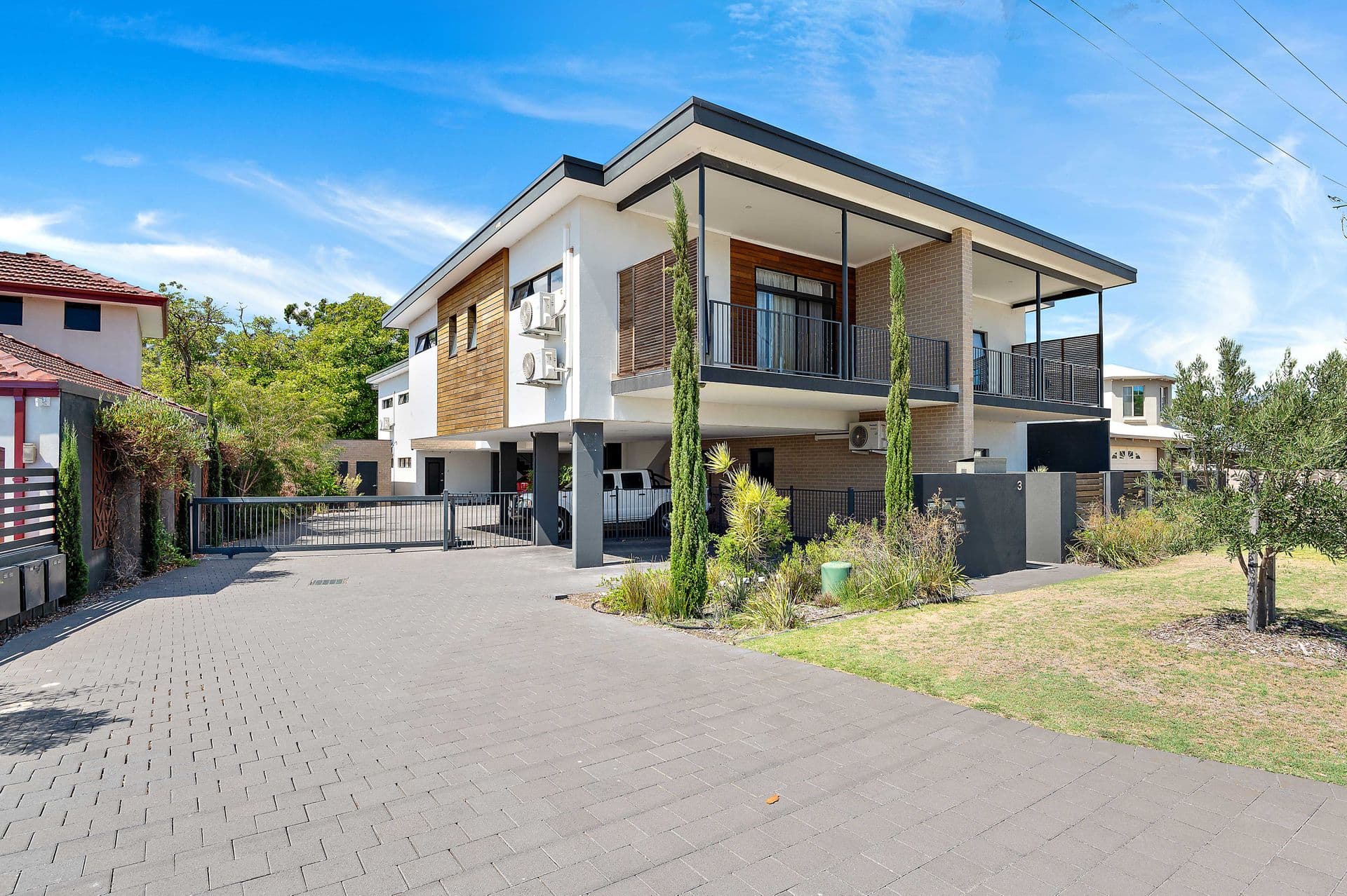 2/3 Harrow Street, Kewdale, WA, 6105, Kewdale - Thumbnail 2