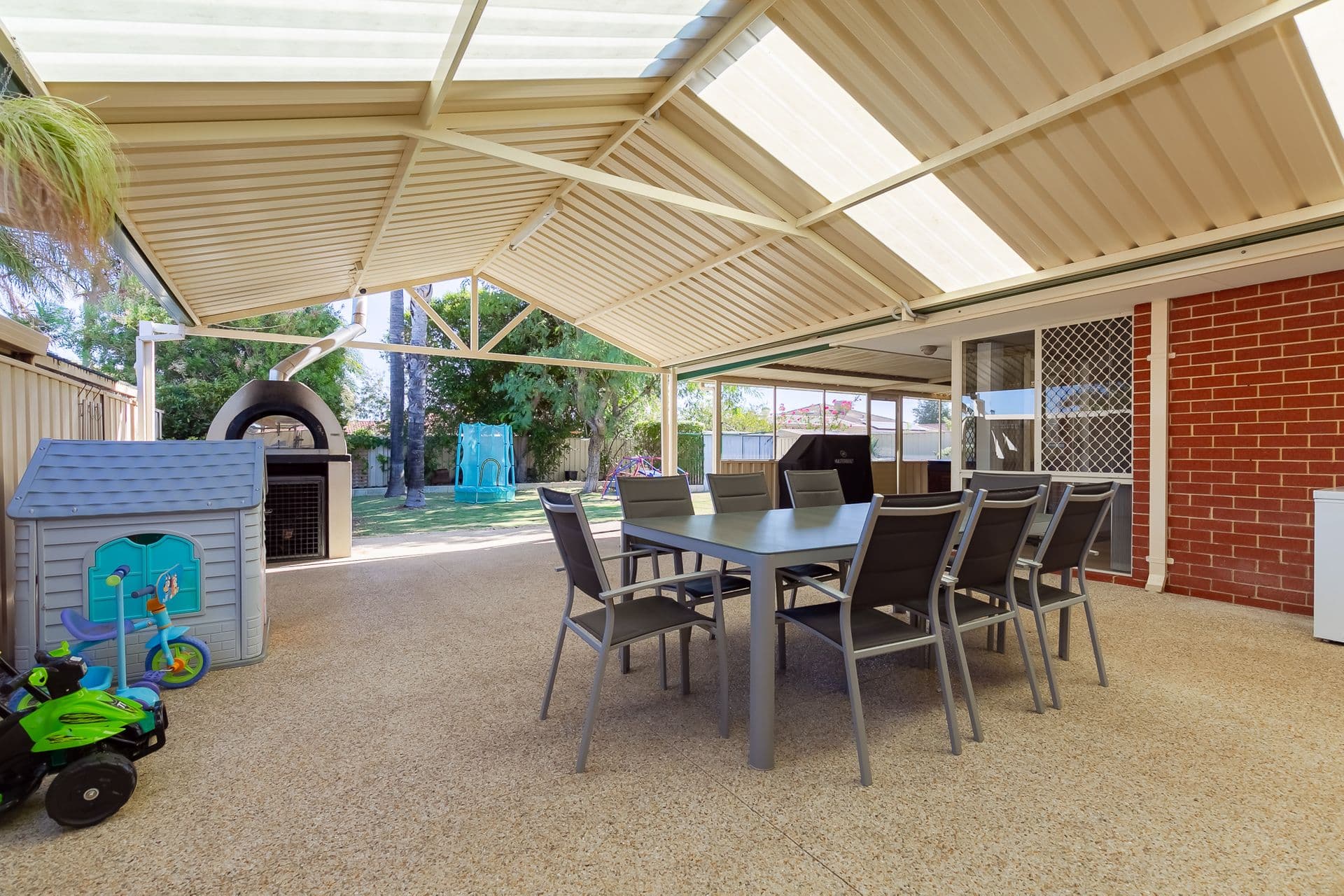 77 Flowerwood Way, Huntingdale, WA, 6110, Huntingdale - Thumbnail 3