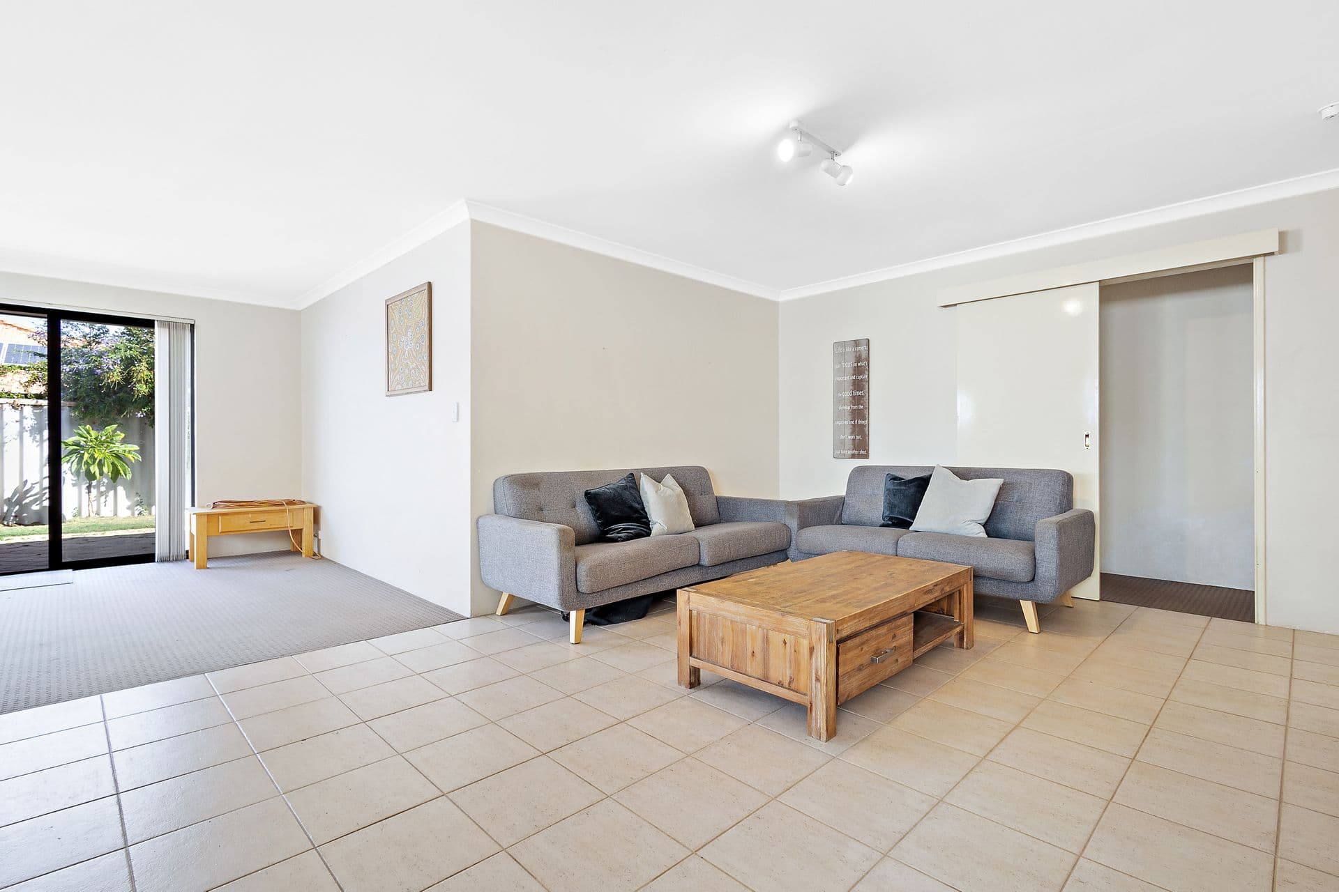14 Goldfinch Loop, Woodvale, WA, 6026, Woodvale - Thumbnail 6