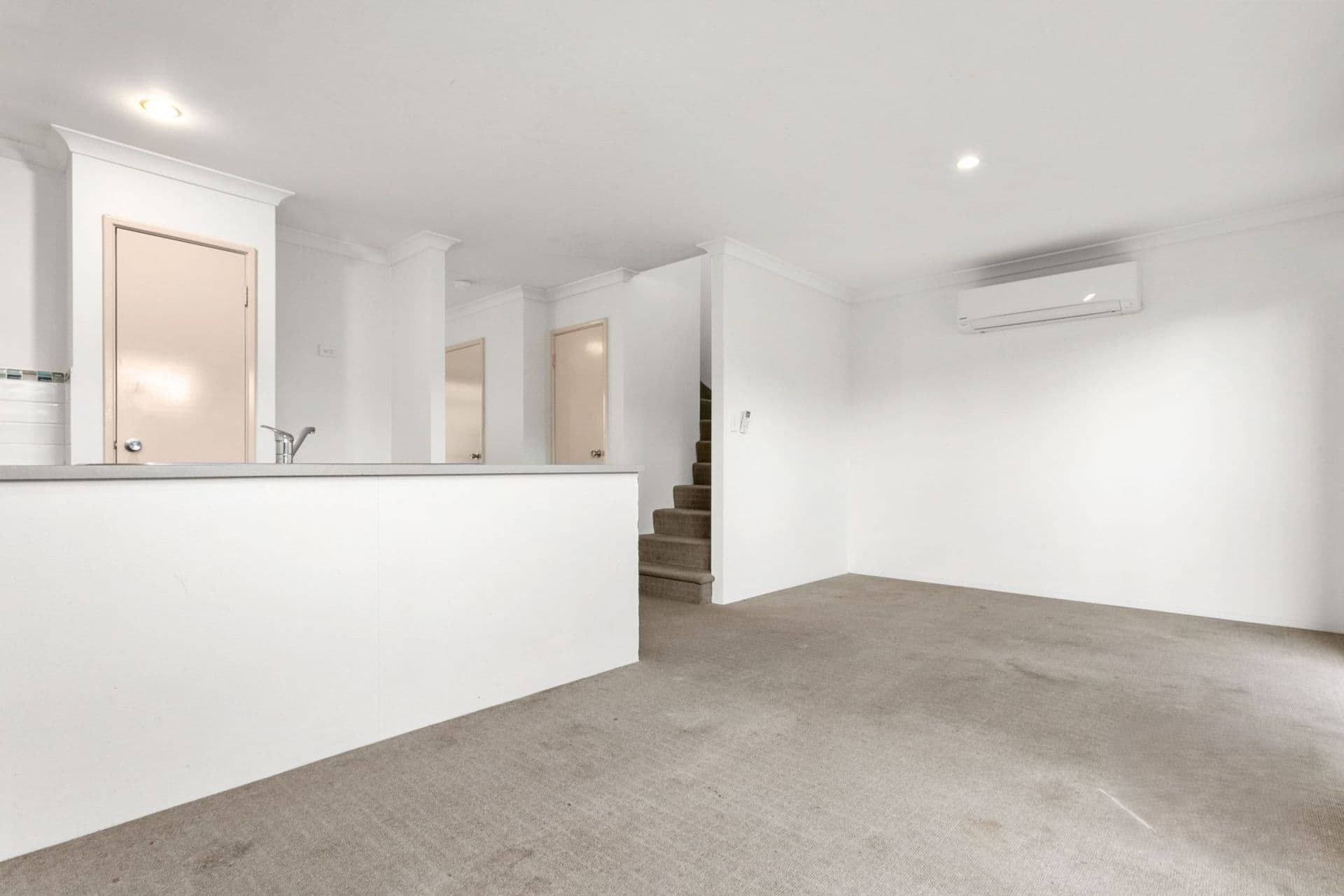 2/45 Wheatley Street, Gosnells, WA, 6110, Gosnells - Thumbnail 3