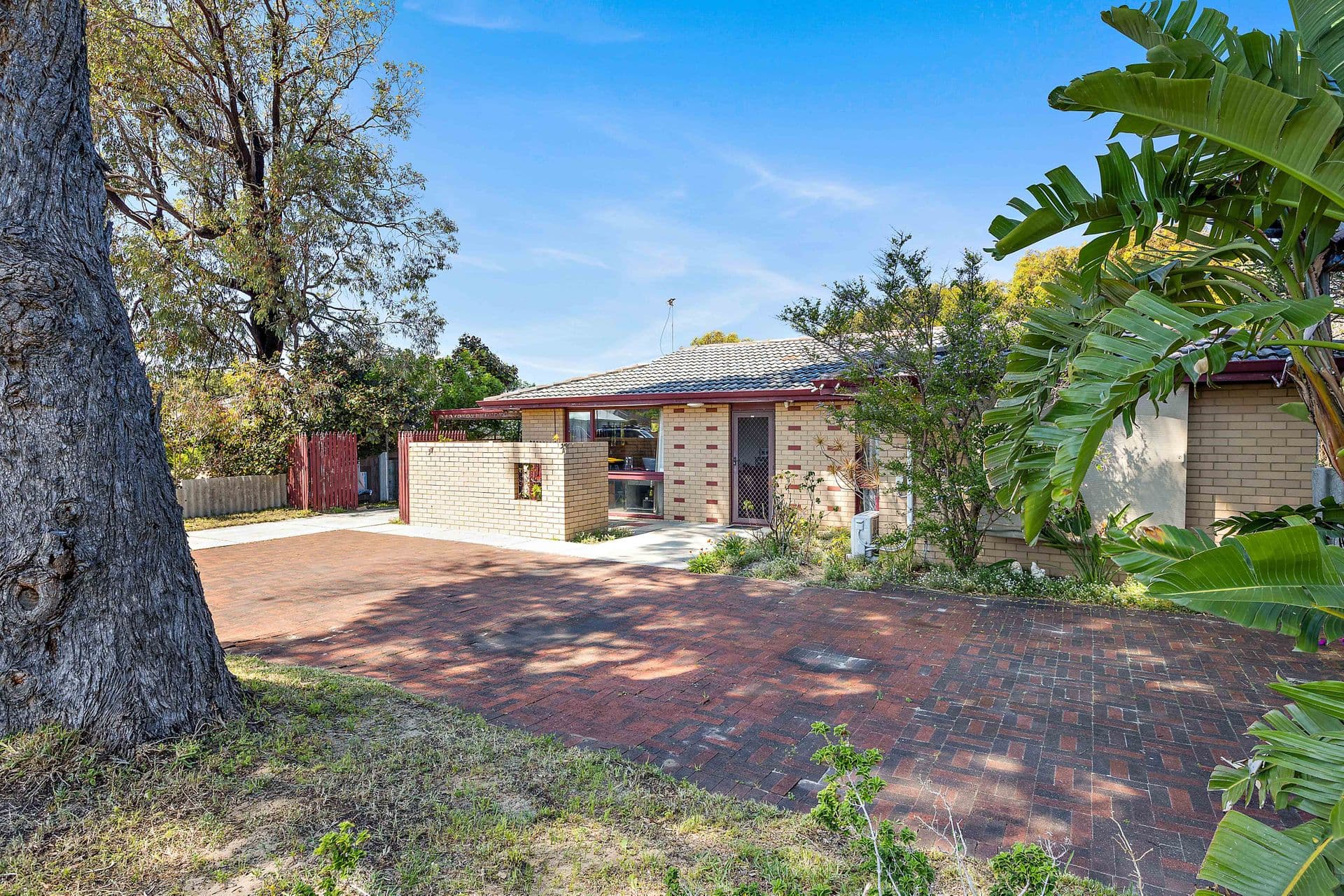 37 Seaflower Crescent, Craigie, WA, 6025, Craigie - Image 1