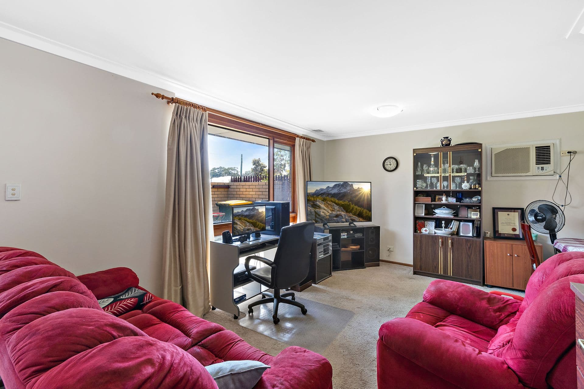 37 Seaflower Crescent, Craigie, WA, 6025, Craigie - Thumbnail 2