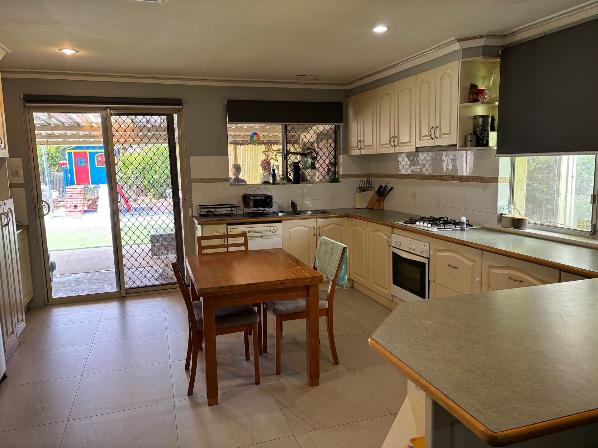 4 Lanham Court, Koondoola, WA, 6064, Koondoola - Thumbnail 5