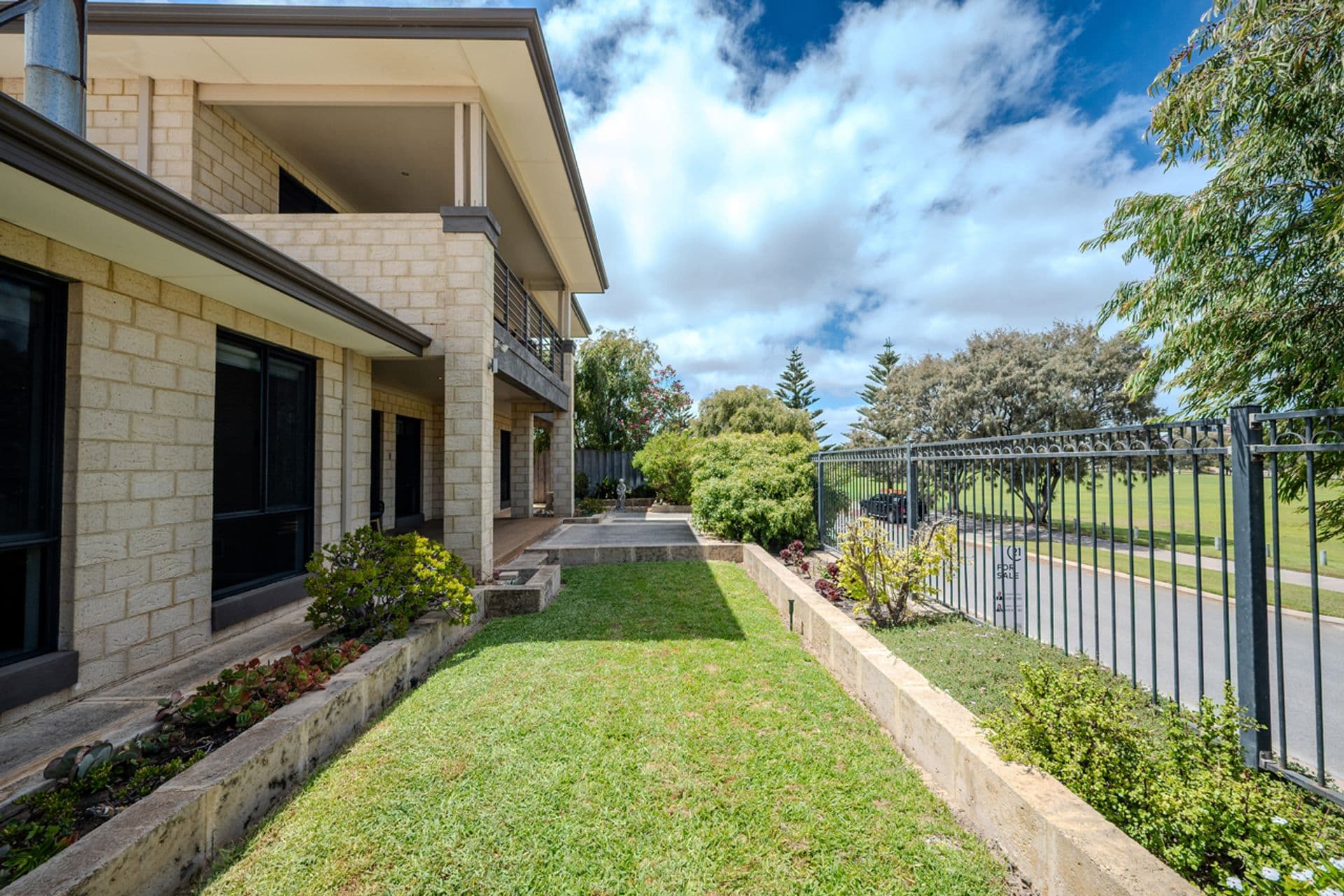 44 Mintaro Parade, Quinns Rocks, WA, 6030, Quinns Rocks - Thumbnail 3