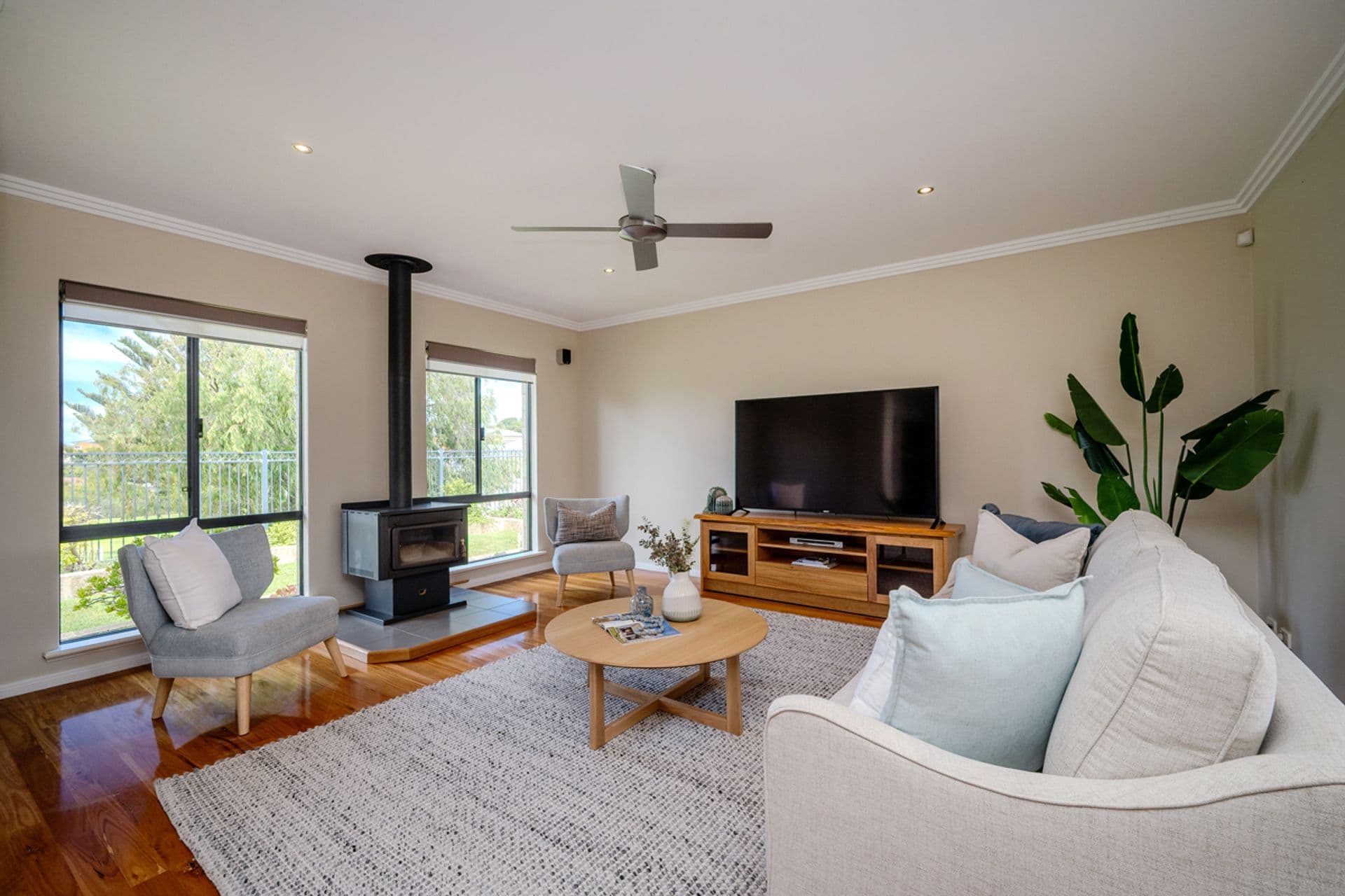 44 Mintaro Parade, Quinns Rocks, WA, 6030, Quinns Rocks - Thumbnail 5
