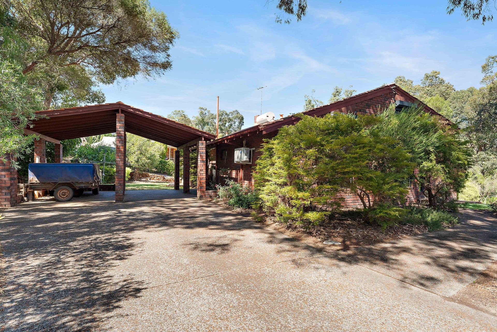 21 Bowtell Road, Lesmurdie, WA, 6076, Lesmurdie - Thumbnail 5