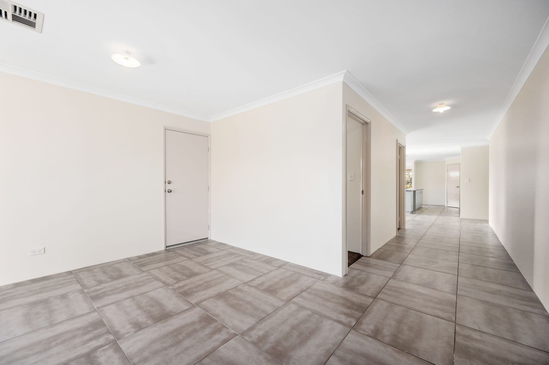 47 Baskerville Crescent, Baldivis, WA, 6171, Baldivis - Thumbnail 4