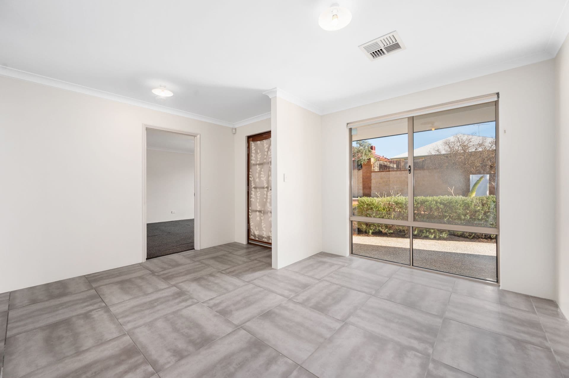 47 Baskerville Crescent, Baldivis, WA, 6171, Baldivis - Thumbnail 6