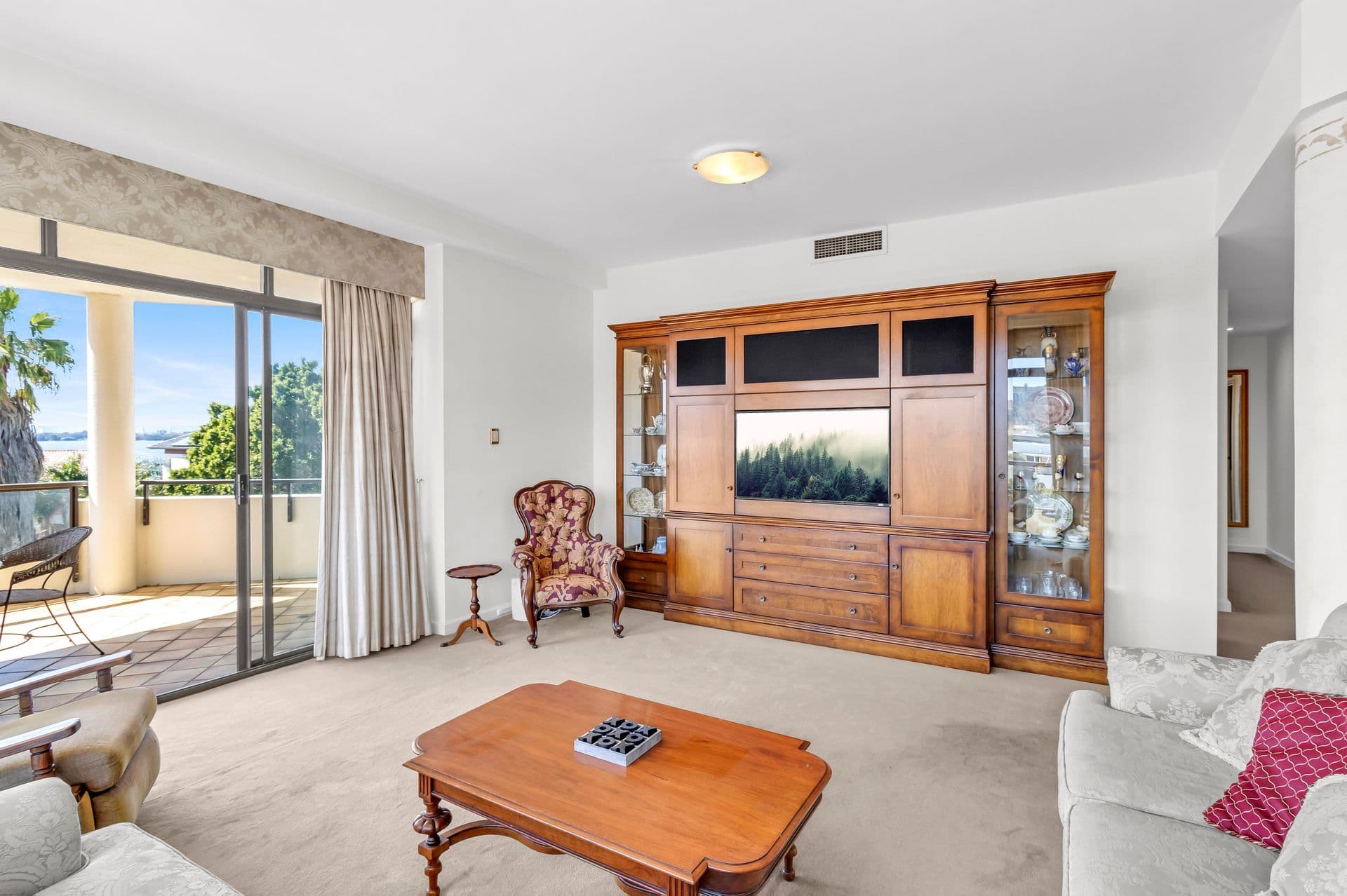 8/16 Mill Point Road, South Perth, WA, 6151, South Perth - Thumbnail 4