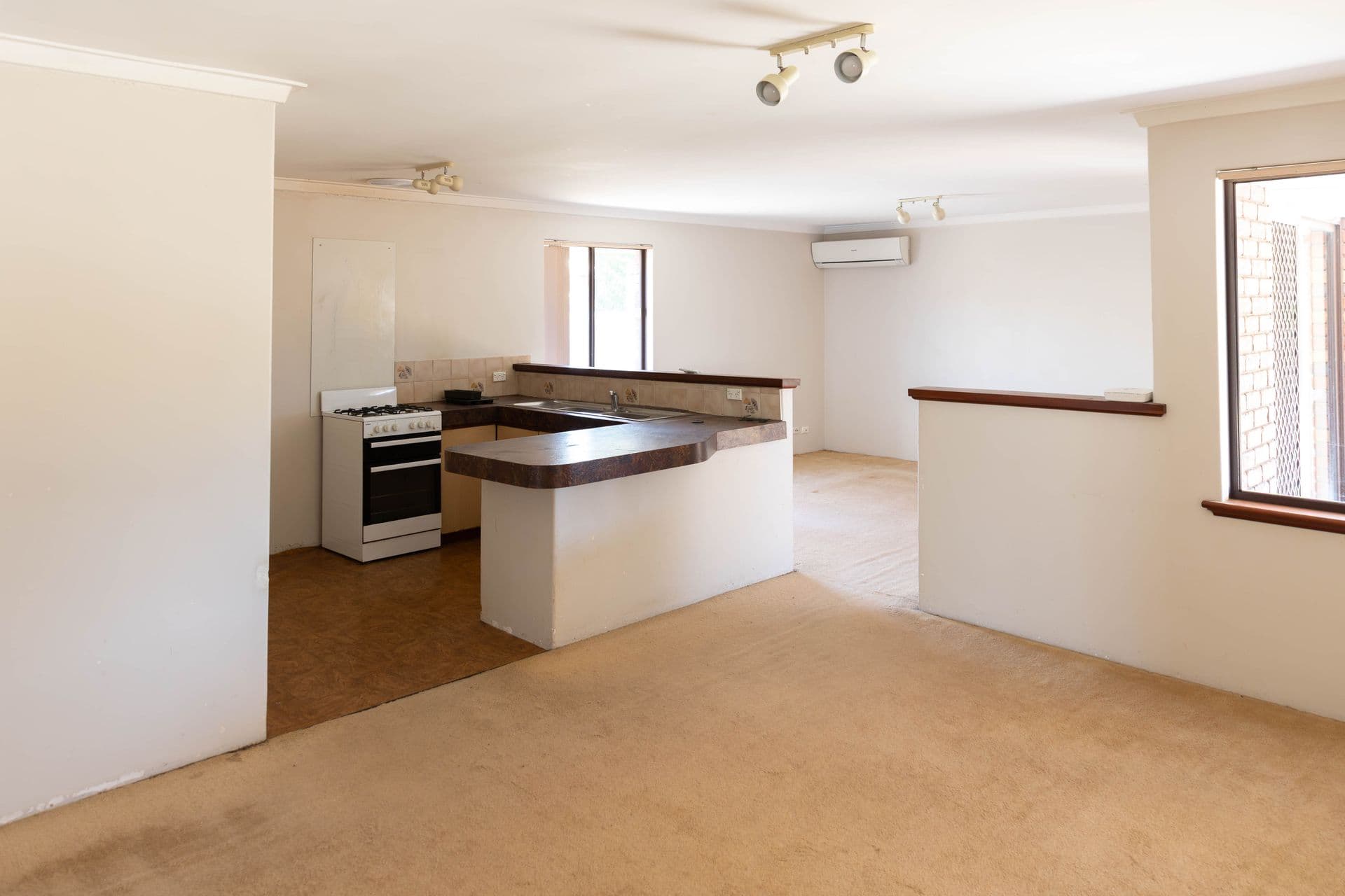 6 Grundy Way, Thornlie, WA, 6108, Thornlie - Thumbnail 5