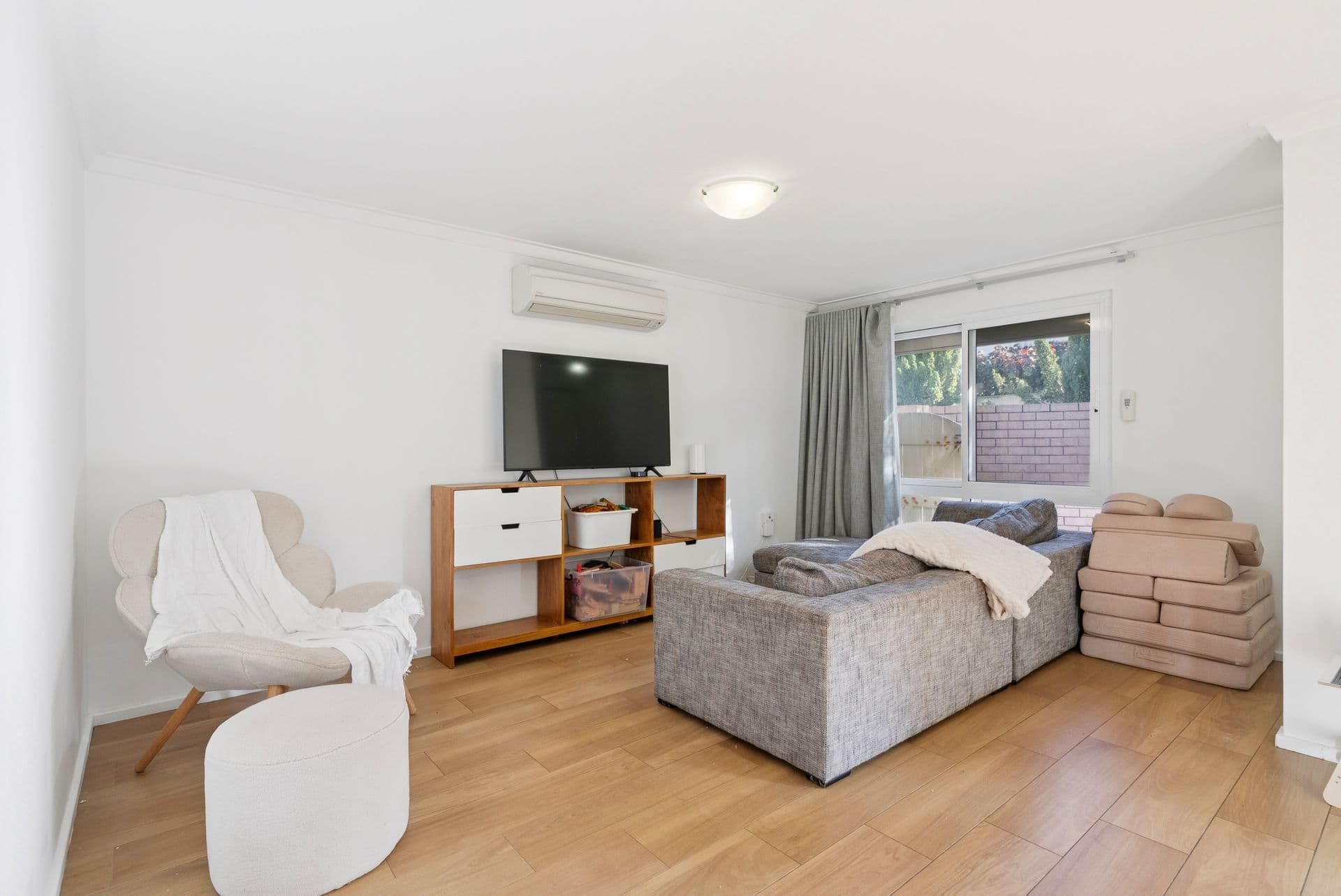 2/33 Hope Road, Palmyra, WA, 6157, Palmyra - Thumbnail 2
