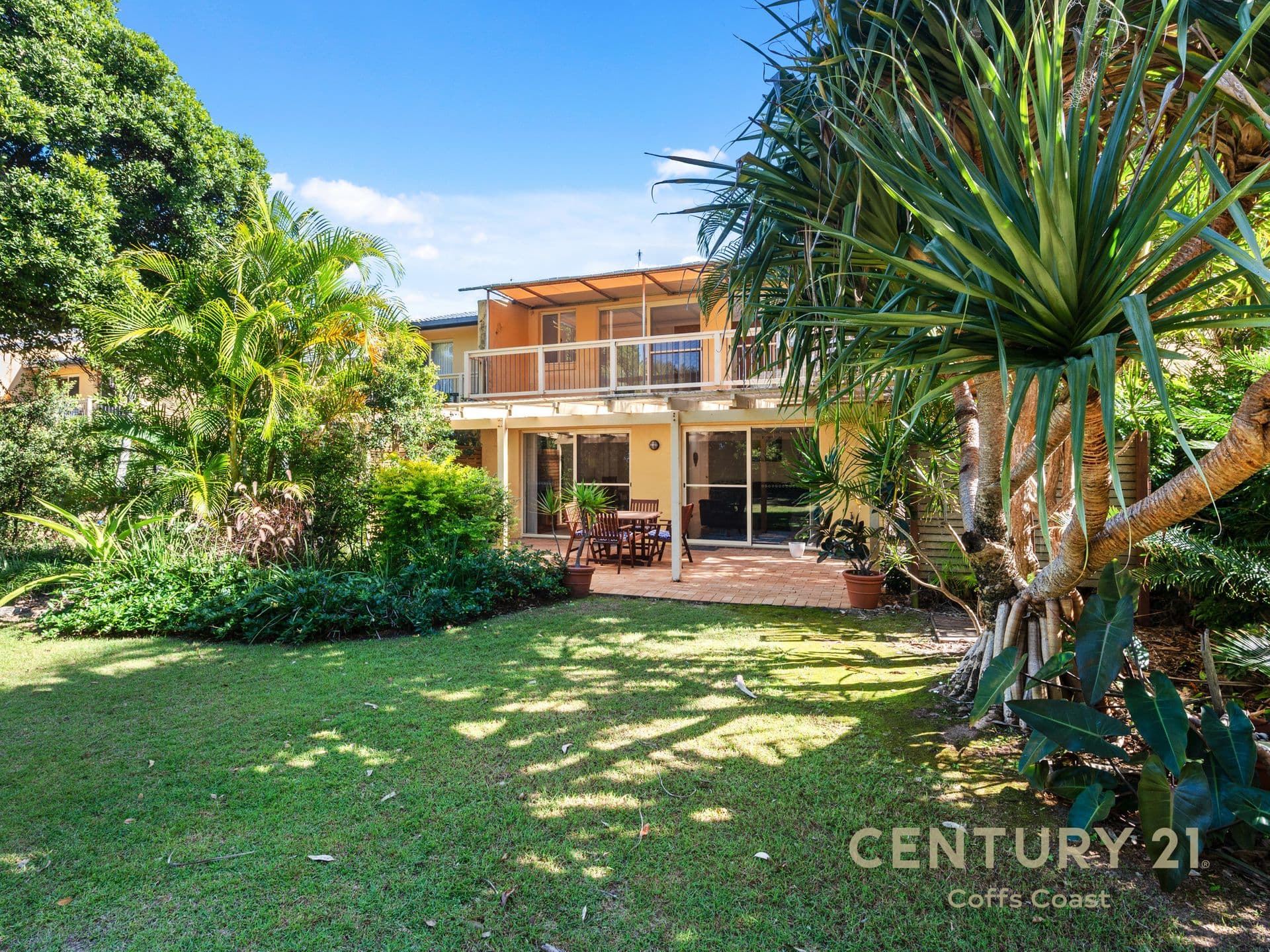 1/9-11 Shell Cove Lane, Korora, NSW, 2450, Eltham North - Thumbnail 2