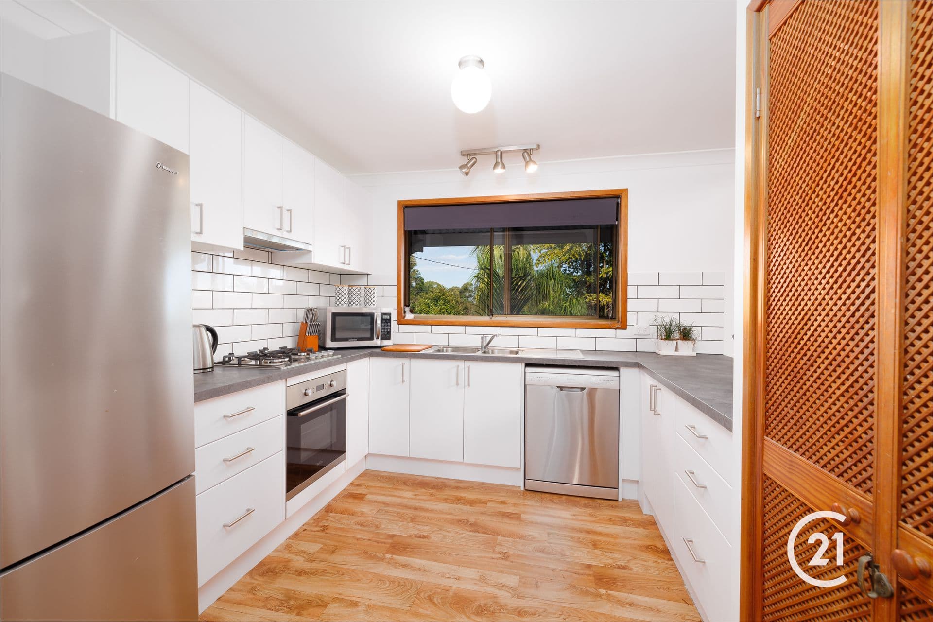 4 Mahogany Avenue, Sandy Beach, NSW, 2456, Sandy Beach - Thumbnail 3