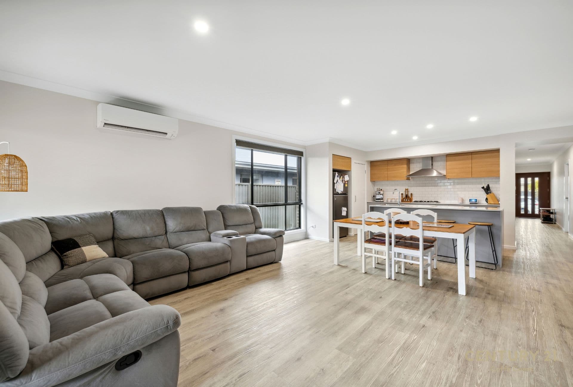 4 Sandcastle Drive, Sandy Beach, NSW, 2456, Sandy Beach - Thumbnail 2