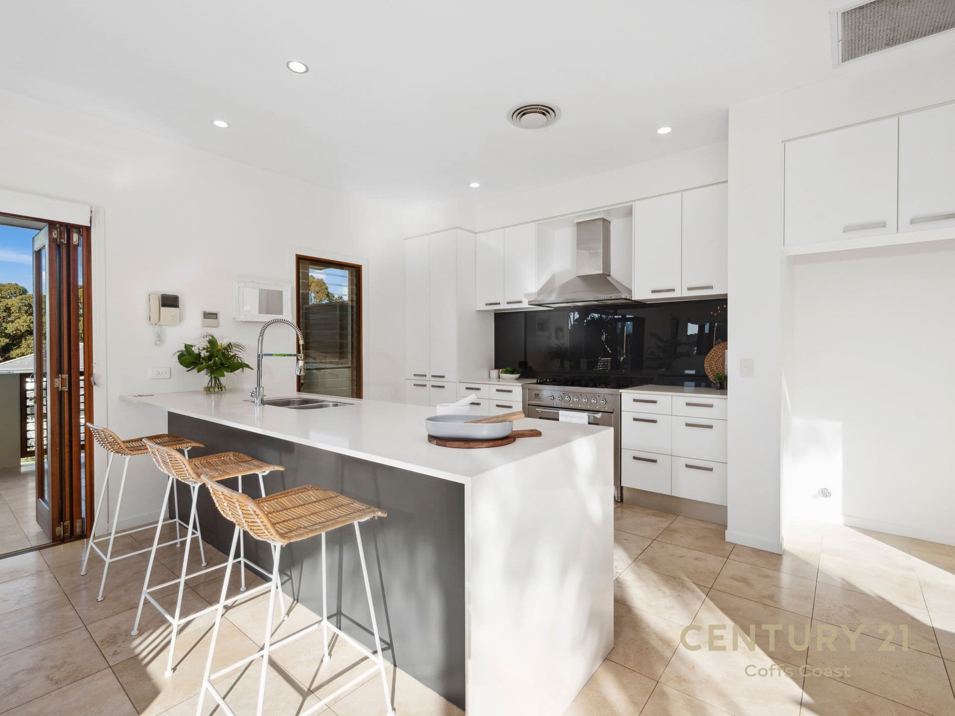 12 San Simeon Circuit, Sapphire Beach, NSW, 2450, Sapphire Beach - Thumbnail 5