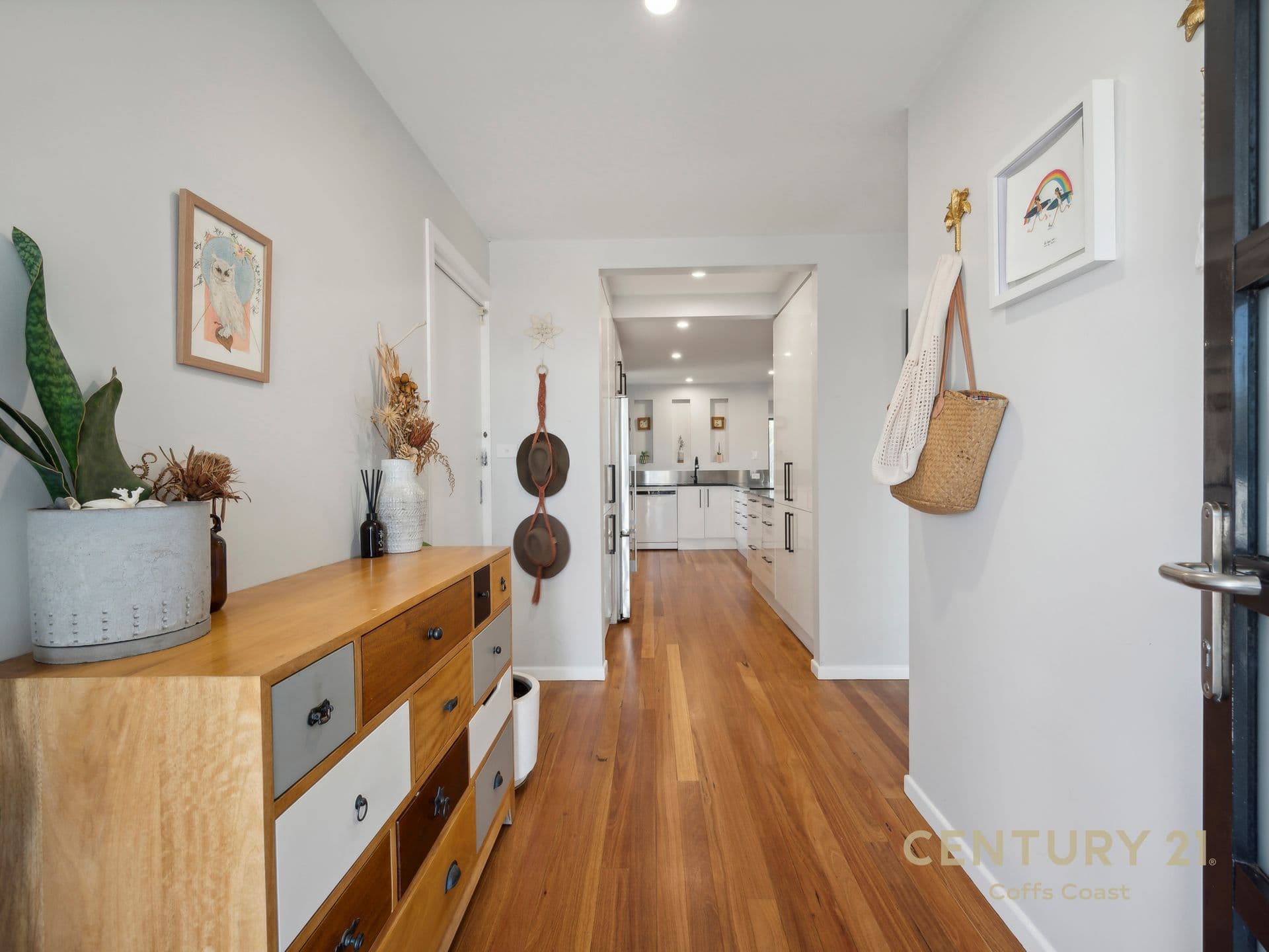 3 Yachtsman Drive, Safety Beach, NSW, 2456, Safety Beach - Thumbnail 2