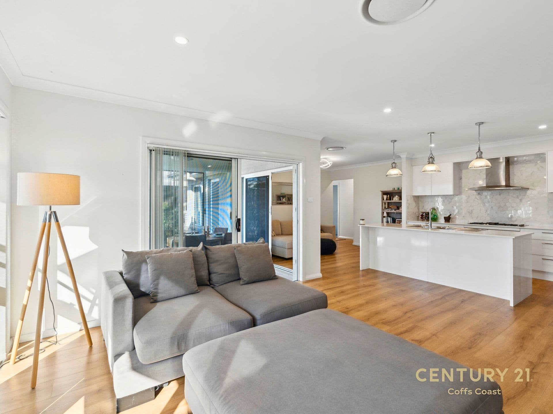 18 Yachtsman Drive, Safety Beach, NSW, 2456, Safety Beach - Image 1
